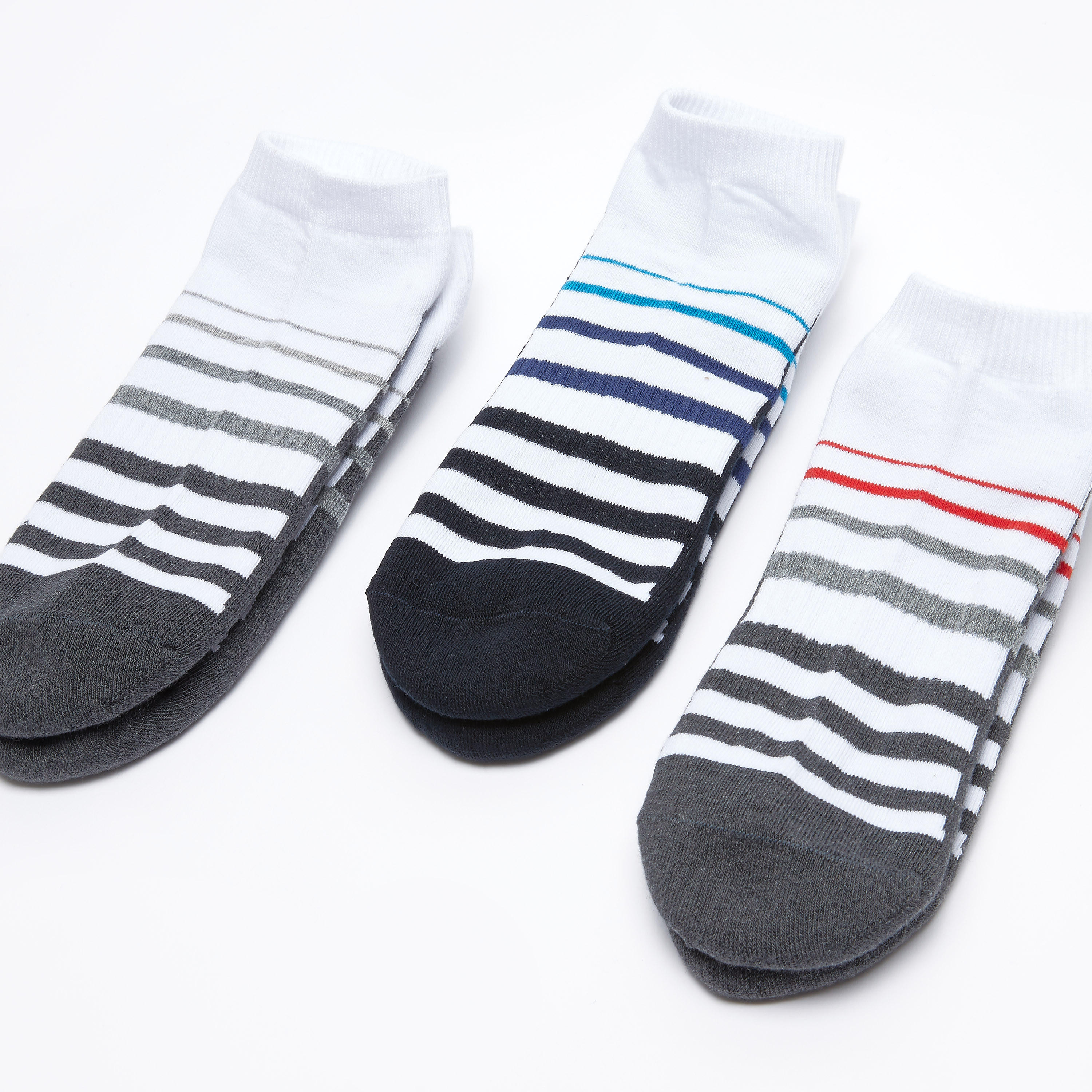 جوارب مقلّمة بطول الكاحل - طقم من 3 أزواج-men-socks-image-1