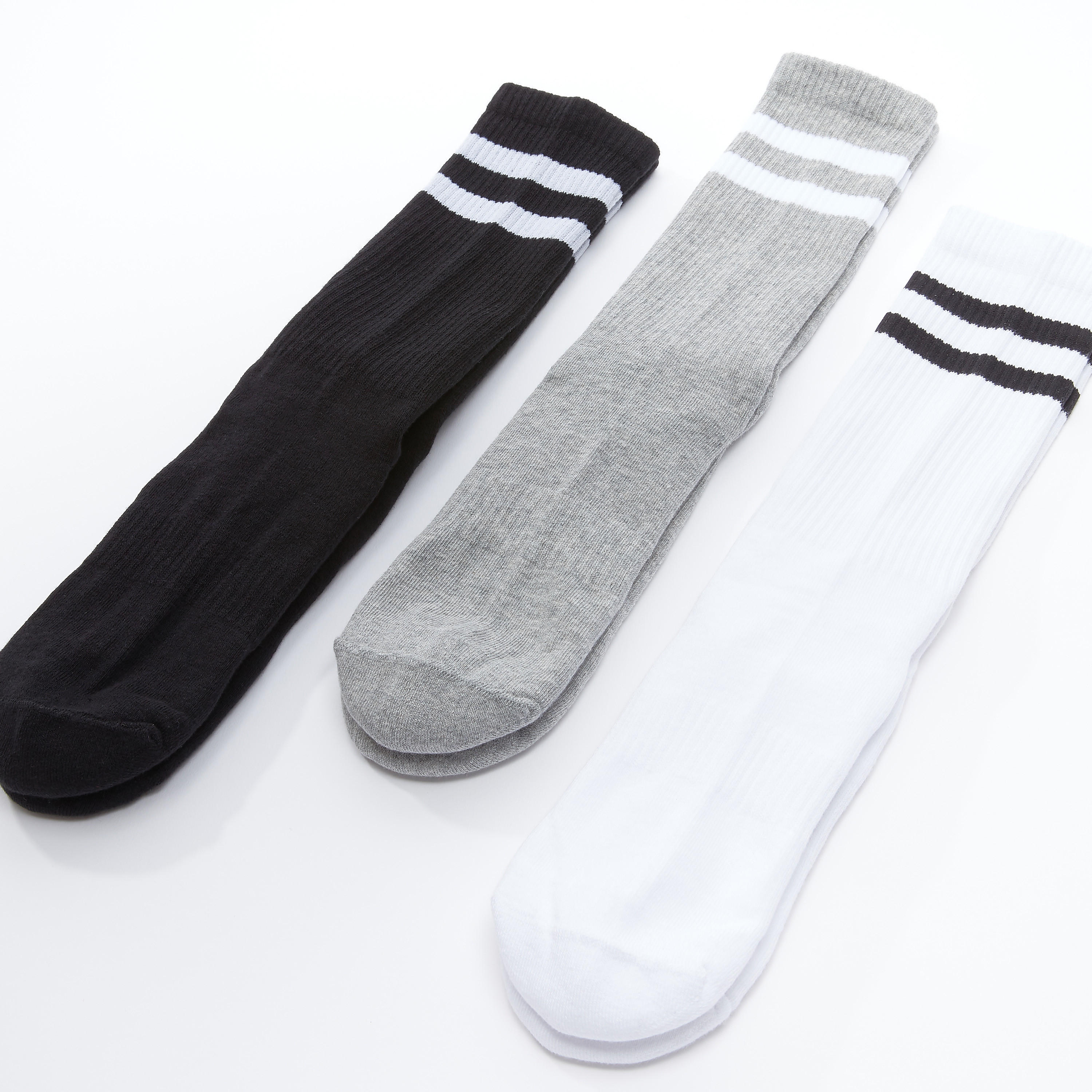 جوارب مقلّمة بطول متوسط - طقم من 3 قطع-men-socks-image-3