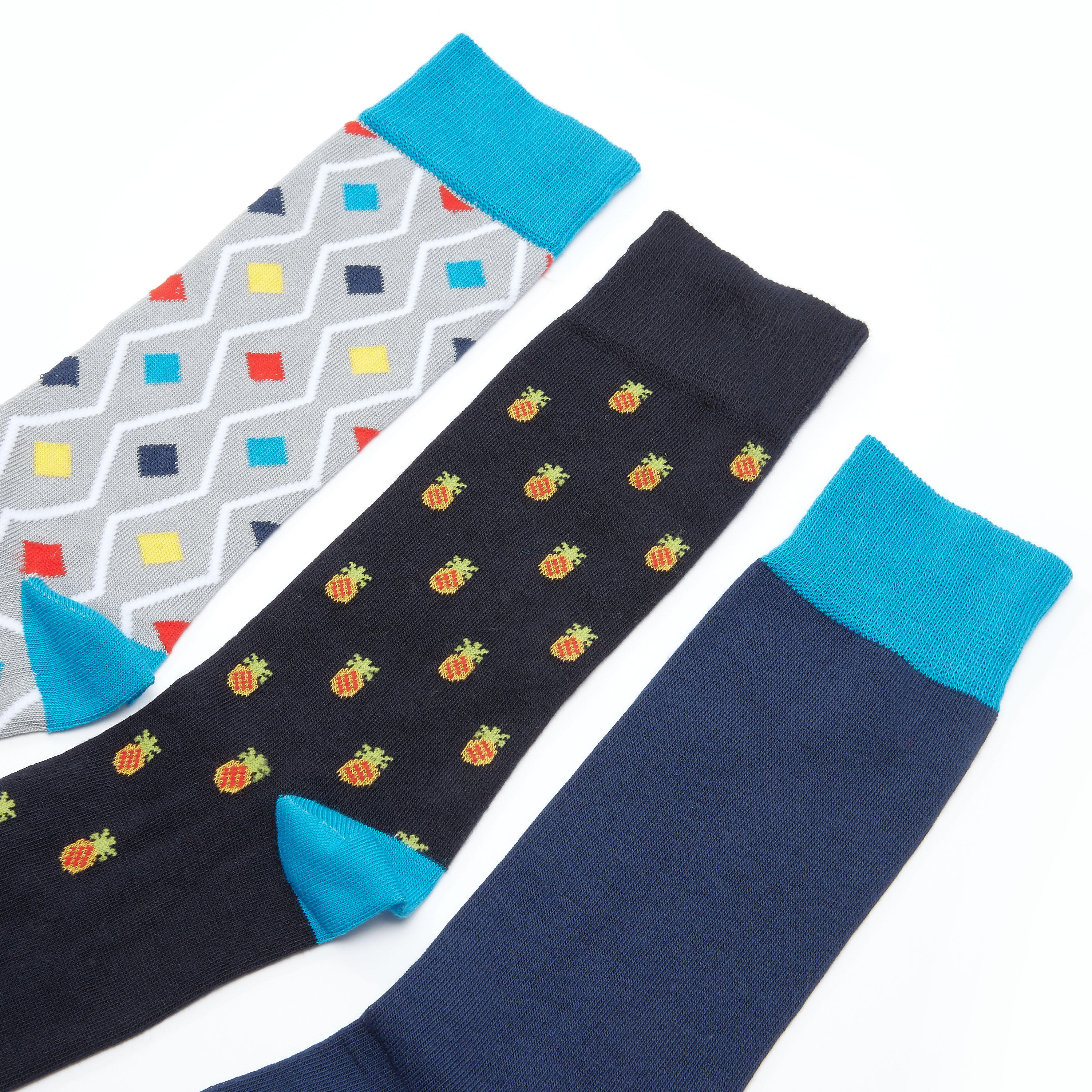 جوارب بطبعات - طقم من 3 أزواج-men-socks-image-2