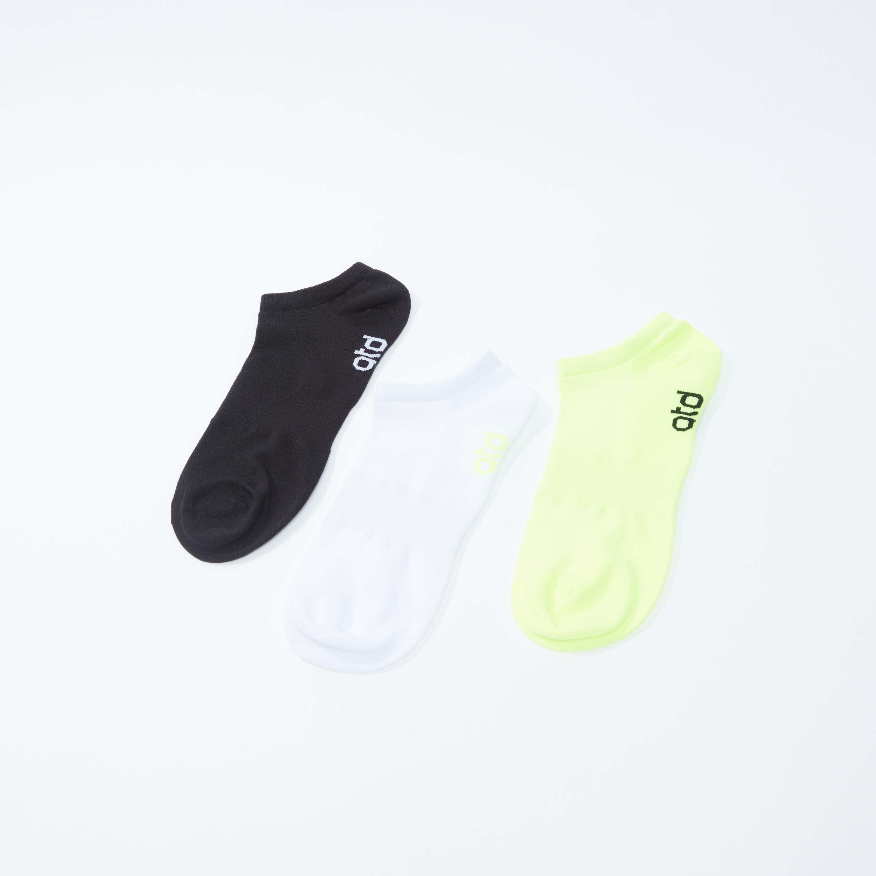 جوارب بطول الكاحل - طقم من 3 أزواج-men-socks-image-3