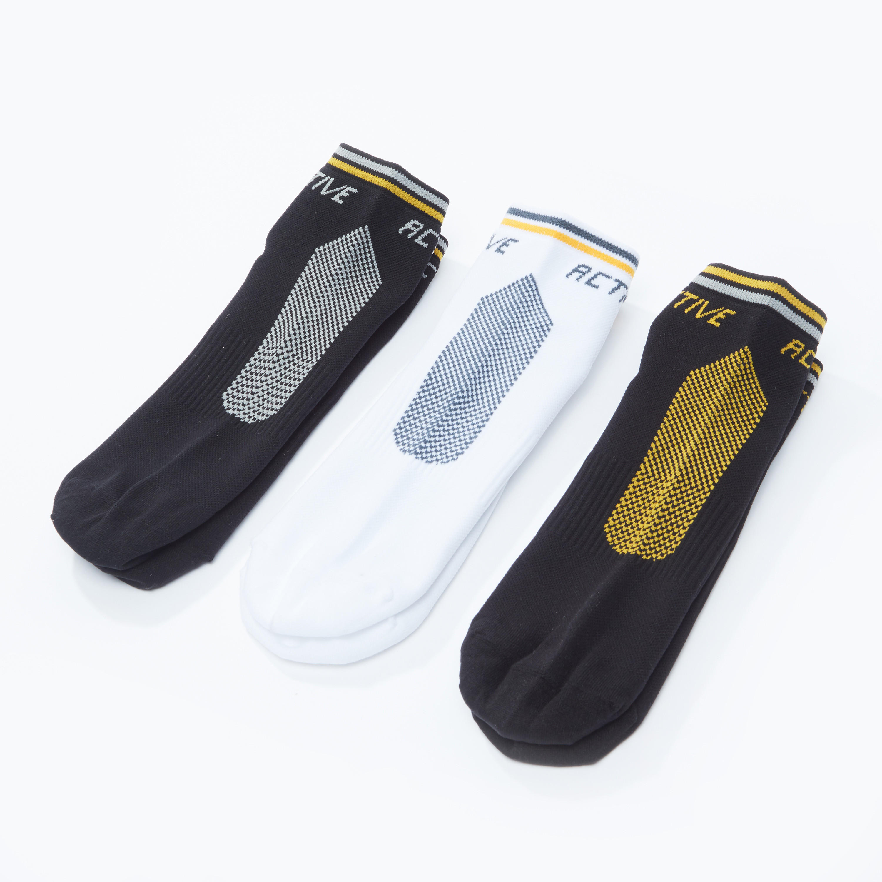 جوارب بطول الكاحل بطبعات - طقم من 3 أزواج-men-socks-image-1