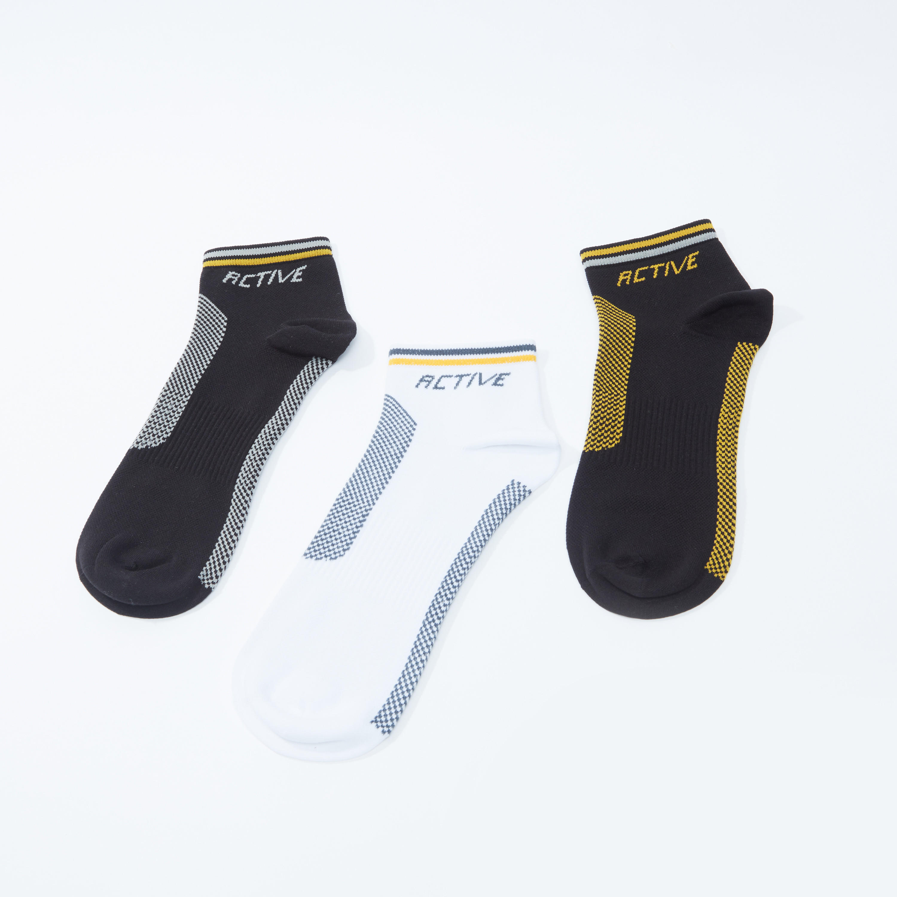 جوارب بطول الكاحل بطبعات - طقم من 3 أزواج-men-socks-image-3