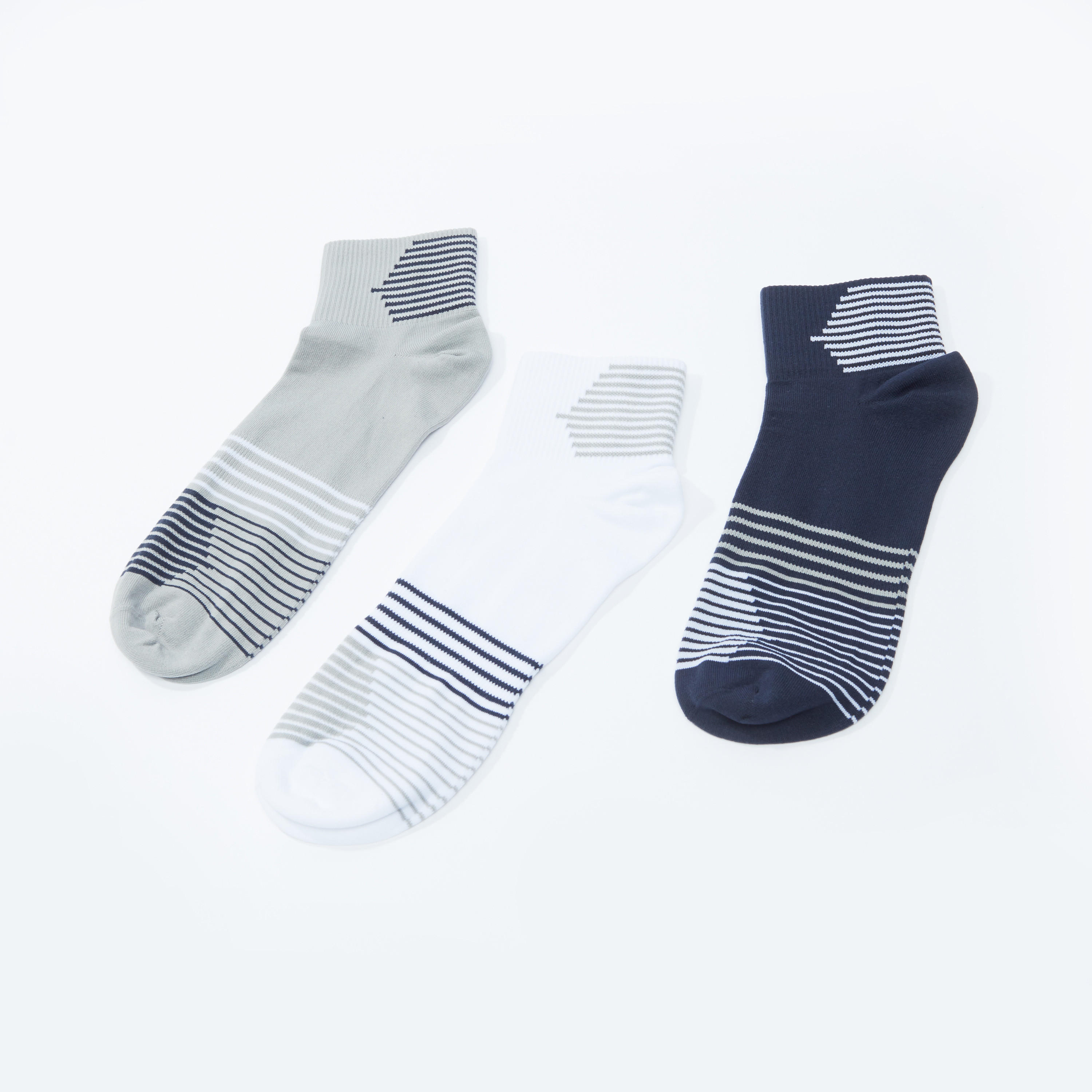 جوارب مقلّمة بطول الكاحل - طقم من 3 أزواج-men-socks-image-2