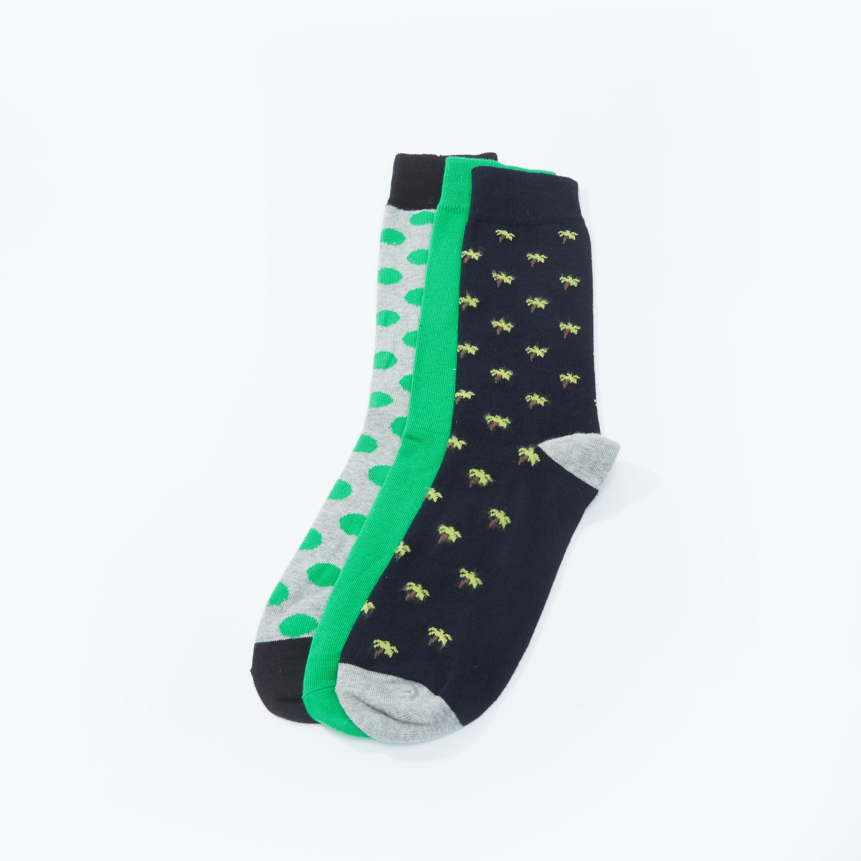 جوارب متنوعة متوسطة الطول بأساور مطّاطية - طقم من 3 أزواج-men-socks-image-2