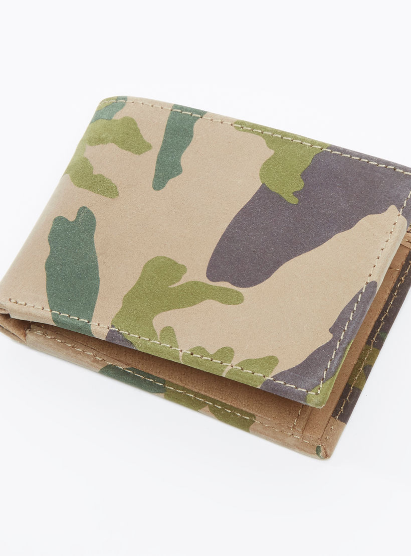 Camouflage Printed Bi-Fold Wallet with Multiple Cardholders-men-beltsandwallets-wallets-image-1