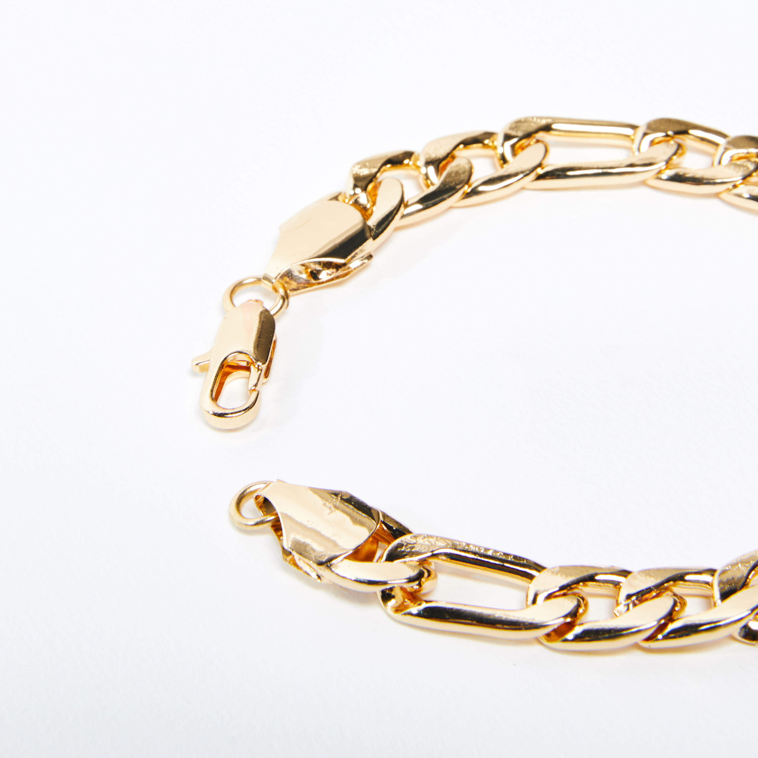 سوار ميتاليك بمشبك إغلاق-men-watchesandjewellery-bracelets-image-3