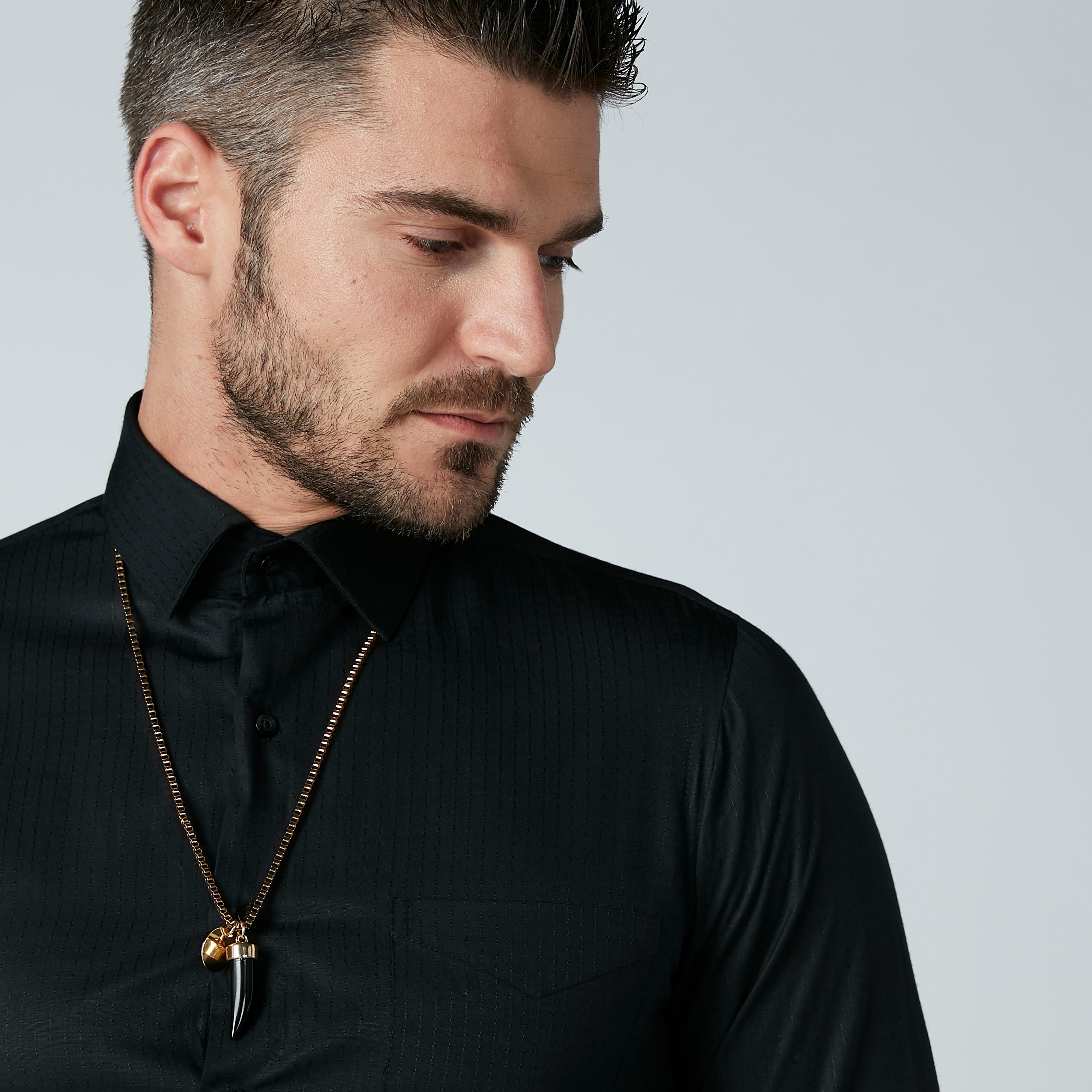 قلادة ميتاليك بدلّاية ومشبك إغلاق-men-watchesandjewellery-necklacesandpendants-image-2