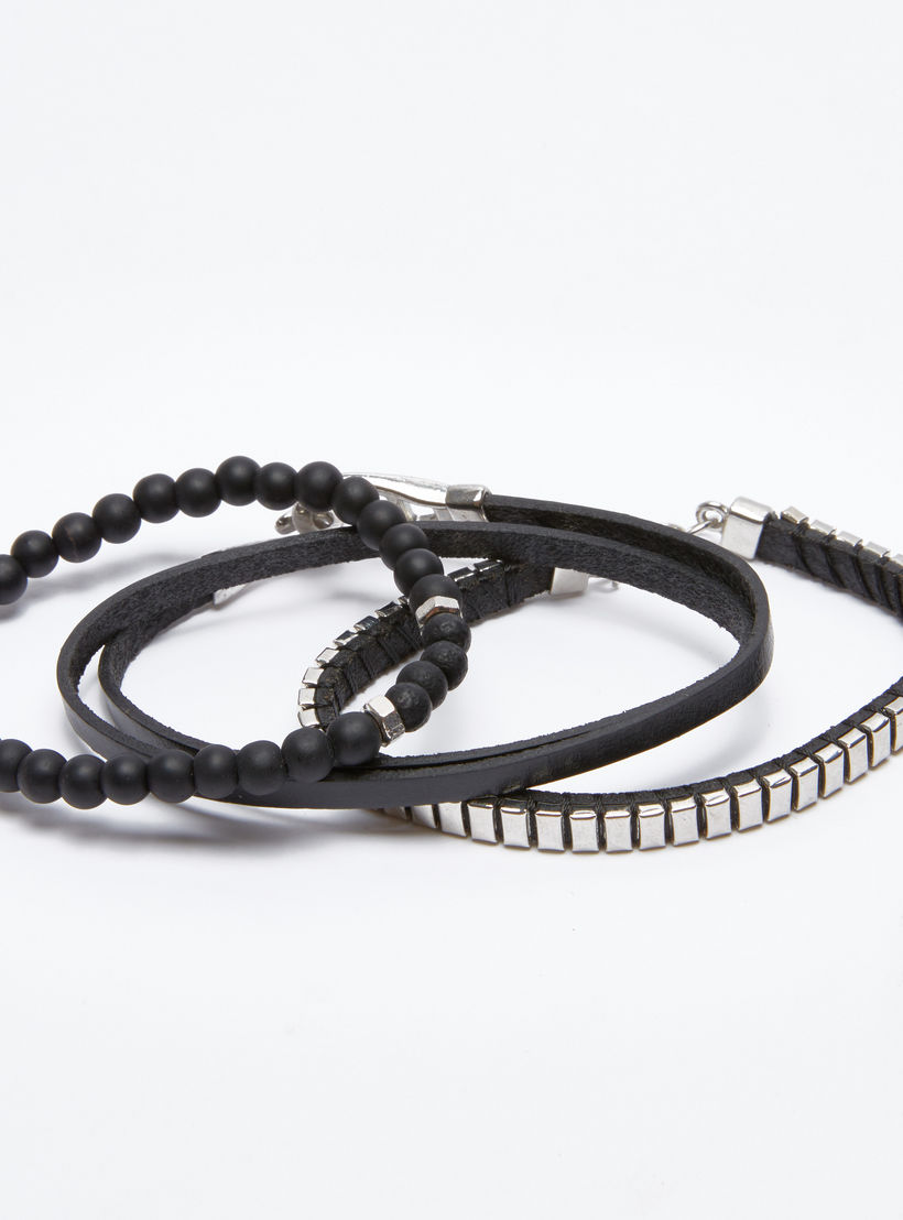 أساور متنوعة - طقم من قطعتين-men-watchesandjewellery-bracelets-image-1