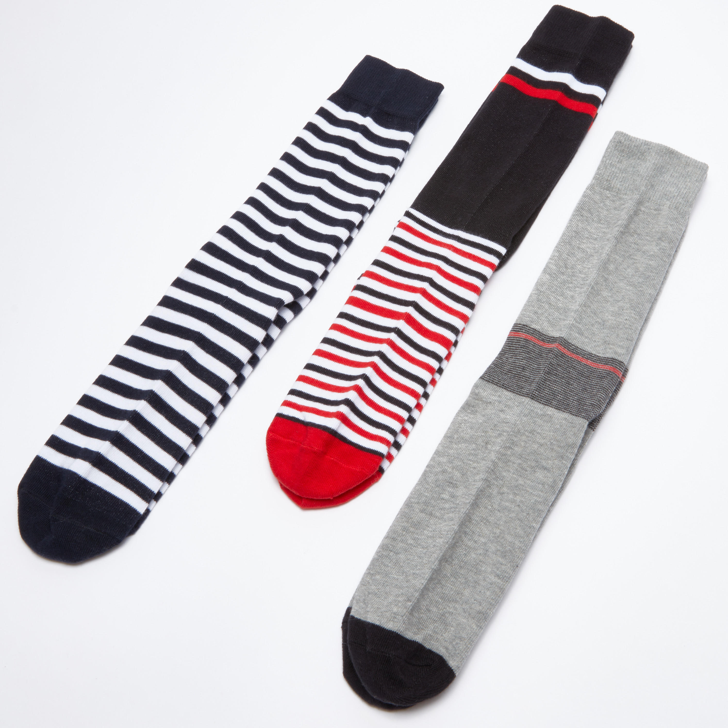 جوارب مقلمة بطول متوسط - طقم من 3 أزواج-men-socks-image-1