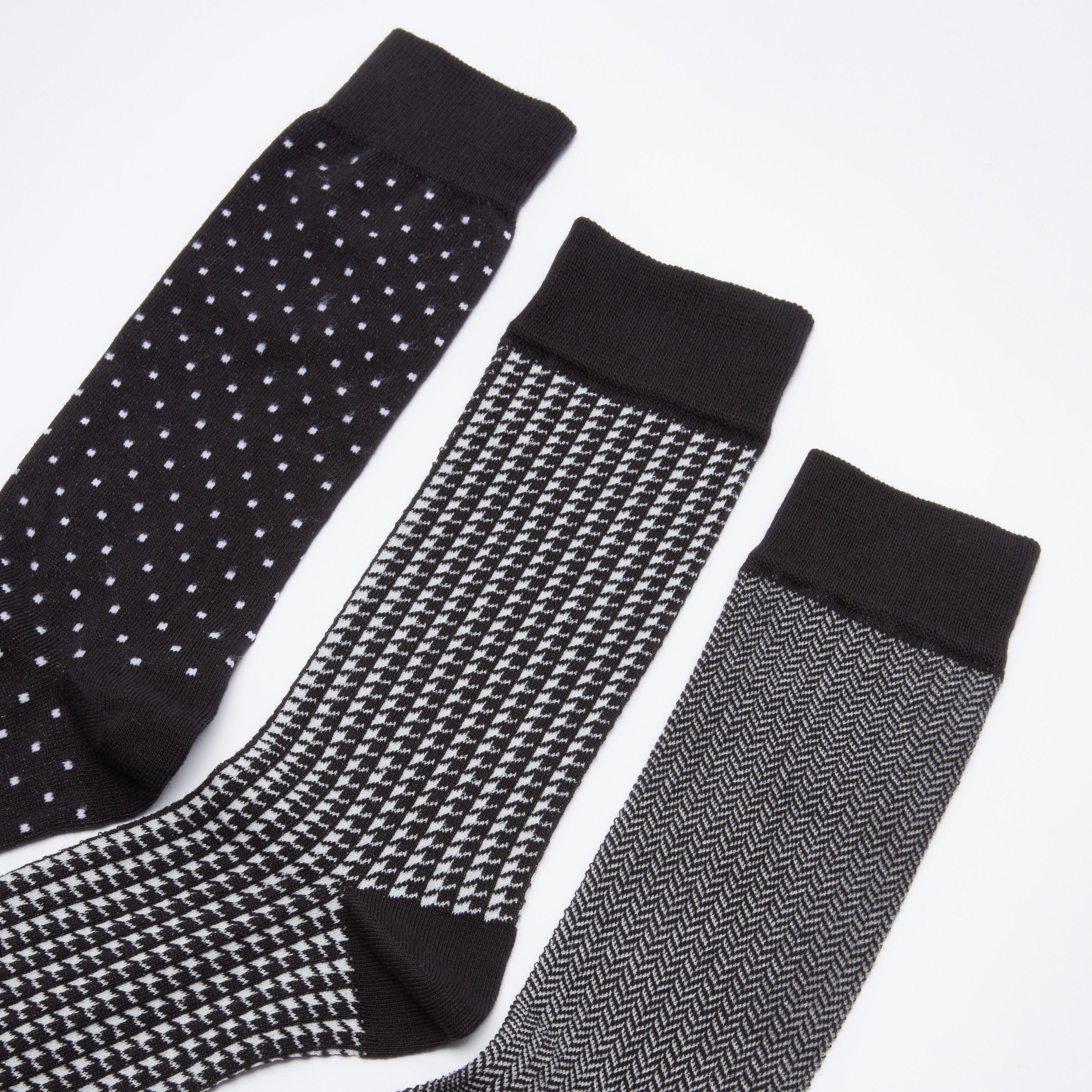 جوارب متوسطة الطول بأساور مطّاطية وطبعات - طقم من 3 أزواج-men-socks-image-3