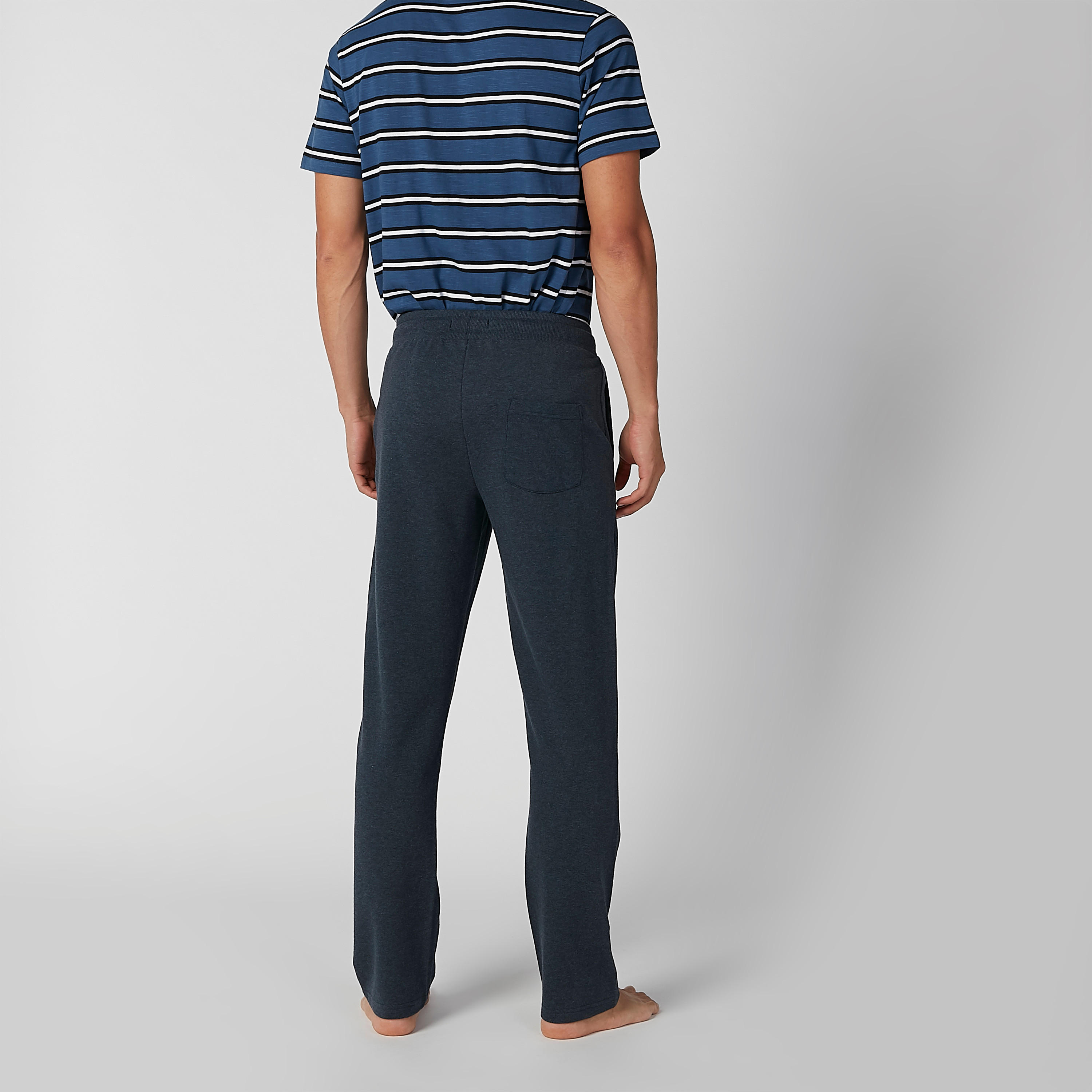 بنطال بيجاما سادة بجيوب ورباط-men-clothing-nightwear-pyjamaandshorts-image-2