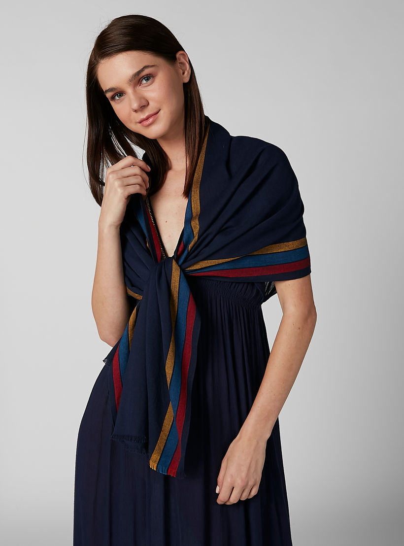 وشاح مقلّم مزيّن بشراشيب-women-clothingaccessories-scarves-image-2