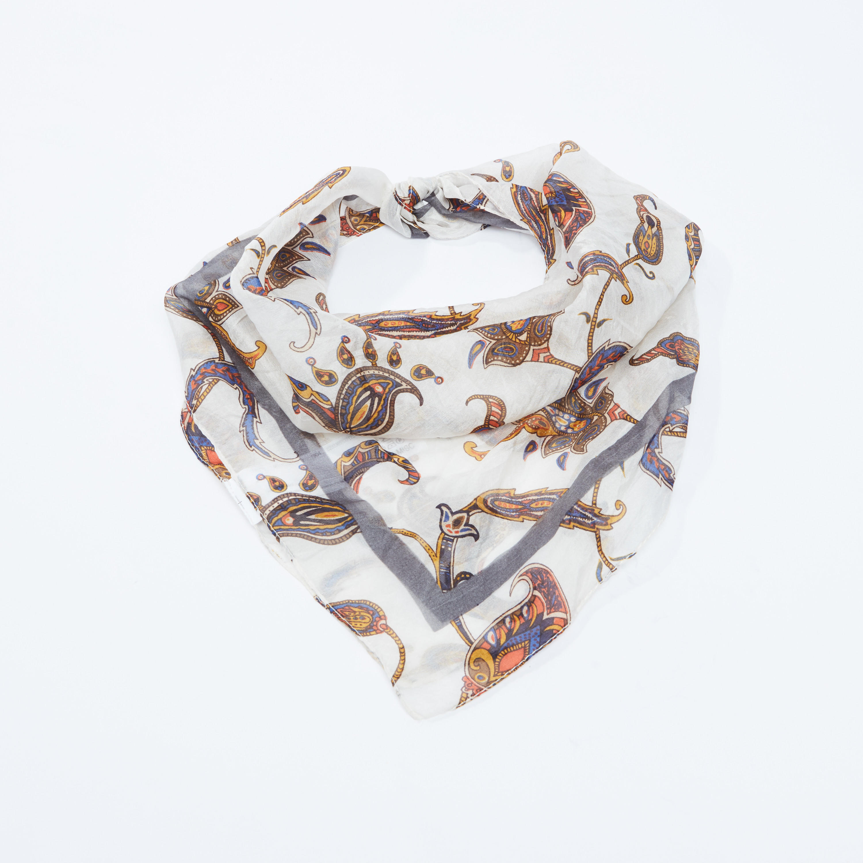 وشاح بطبعات-men-scarvesandgloves-image-3