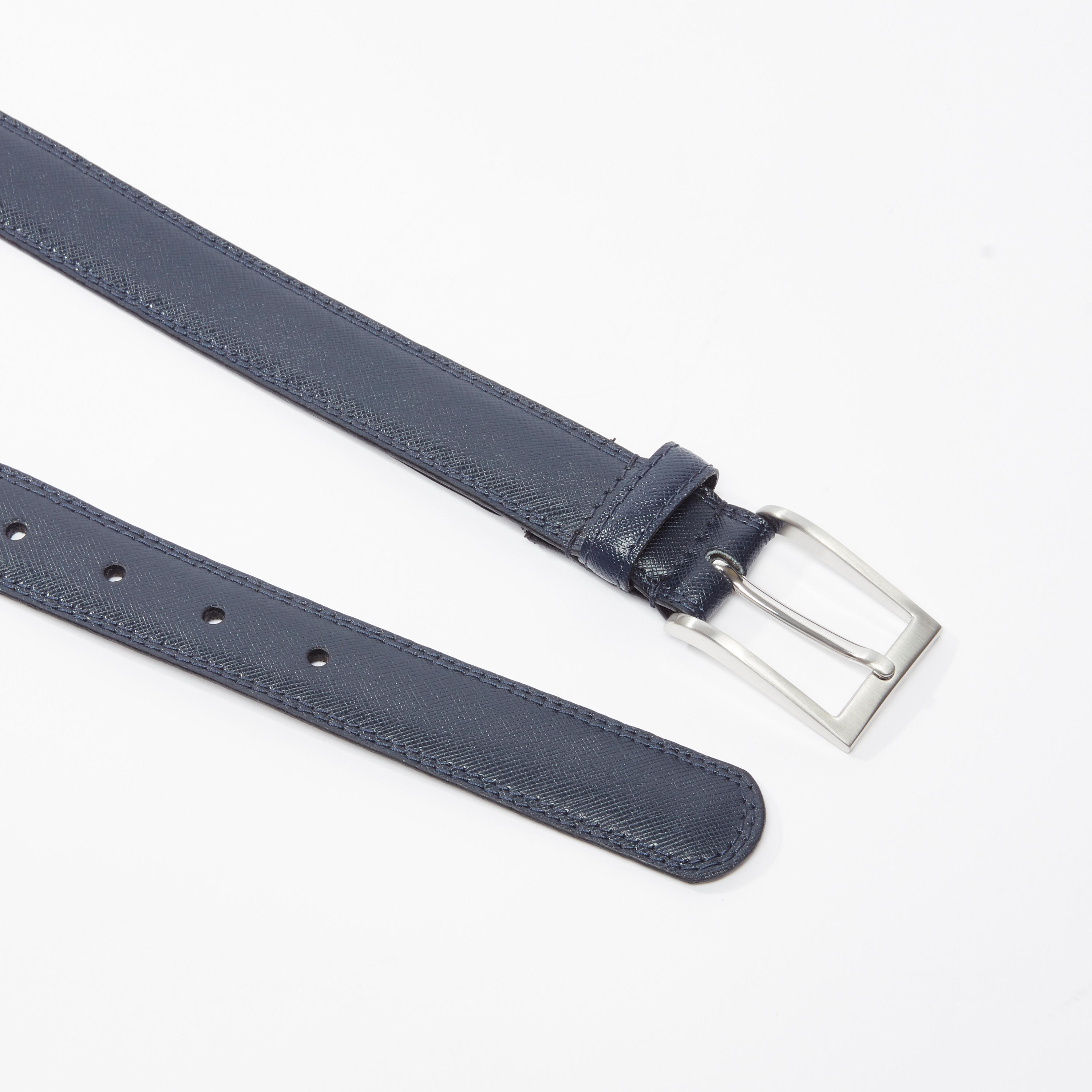 حزام بارز الملمس بإبزيم بدبوس-men-beltsandwallets-belts-image-1