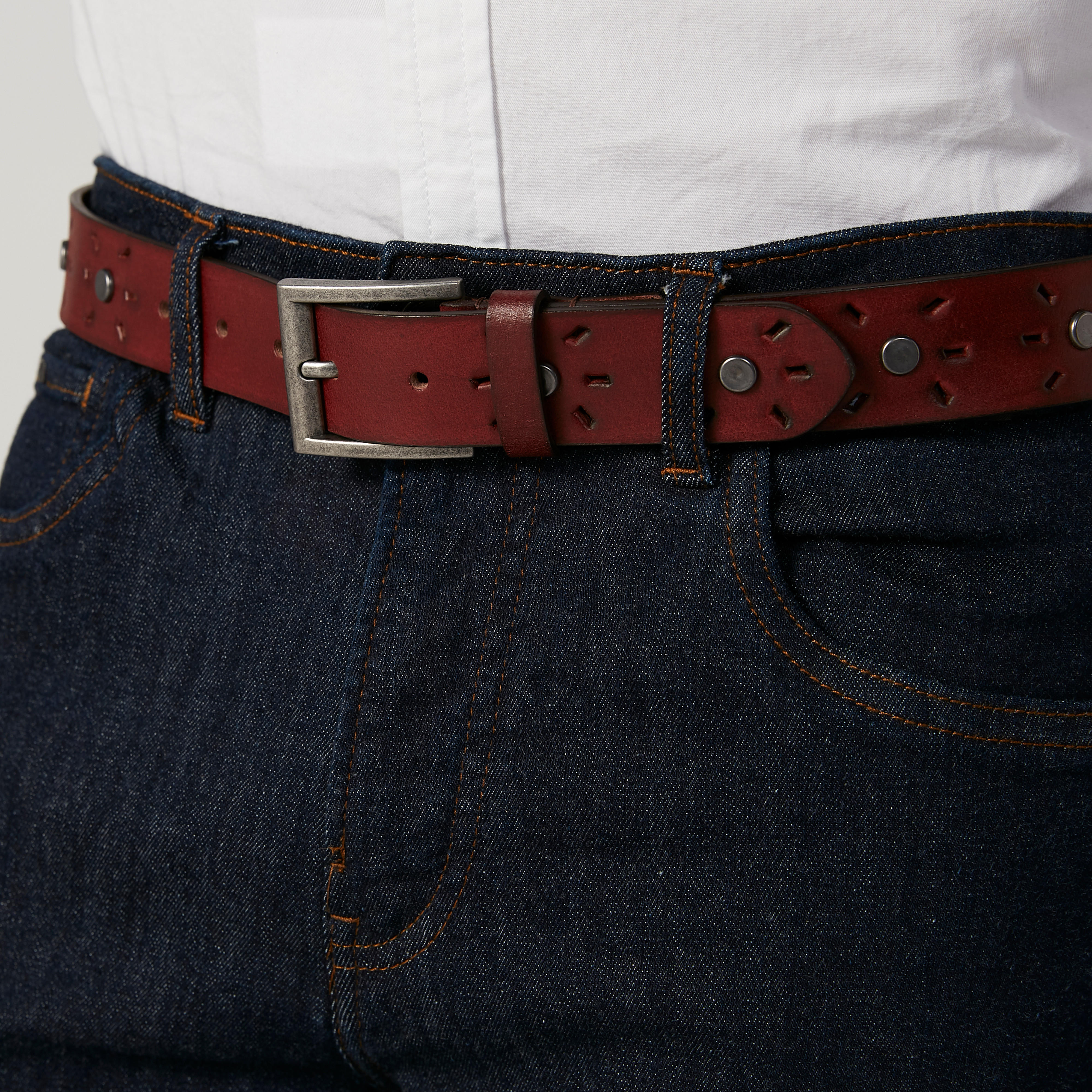 حزام  مزين بارز الملمس وأبزيم بدبوس-men-beltsandwallets-belts-image-1