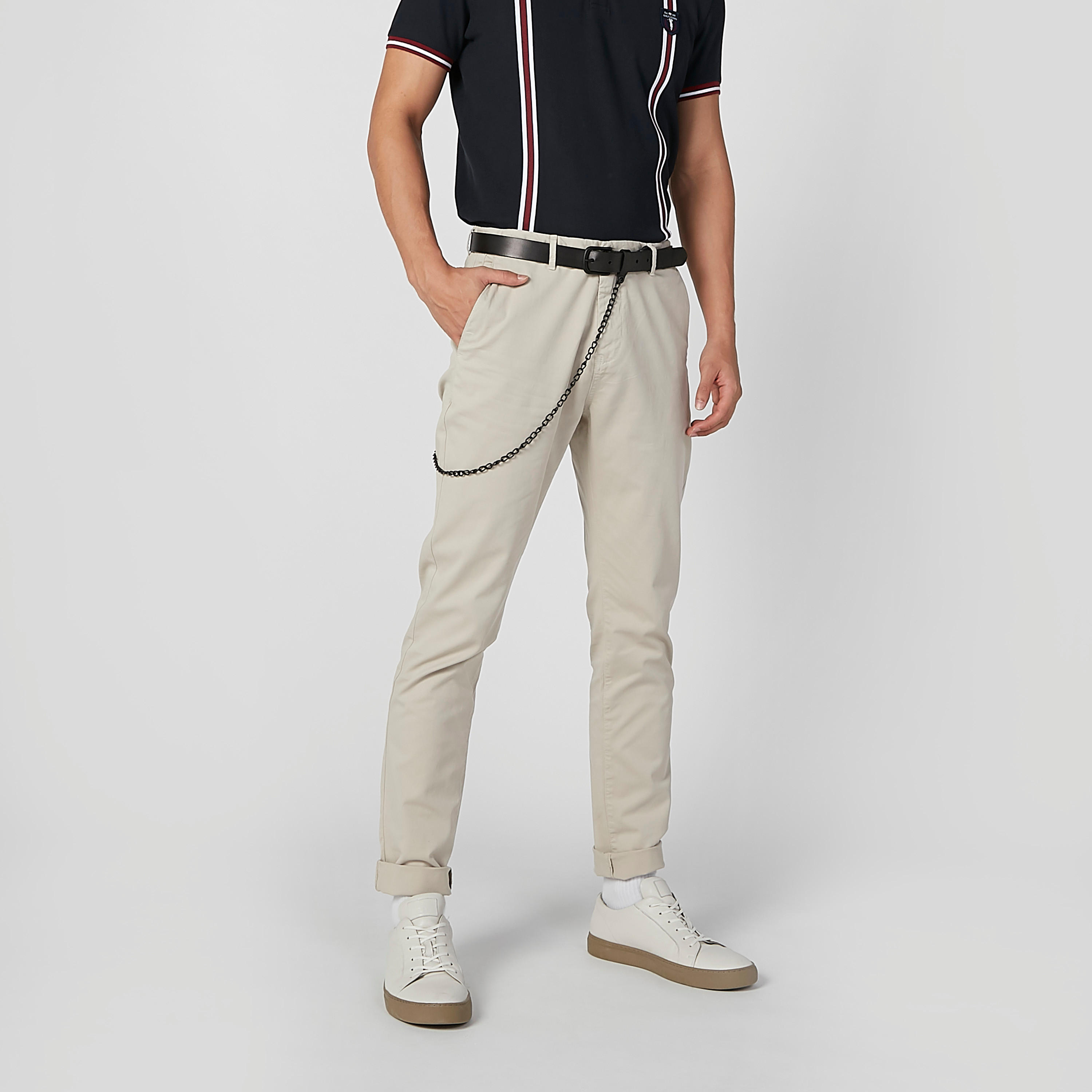 حزام بارز الملمس بإبزيم بدبوس وسلسلة-men-beltsandwallets-belts-image-2