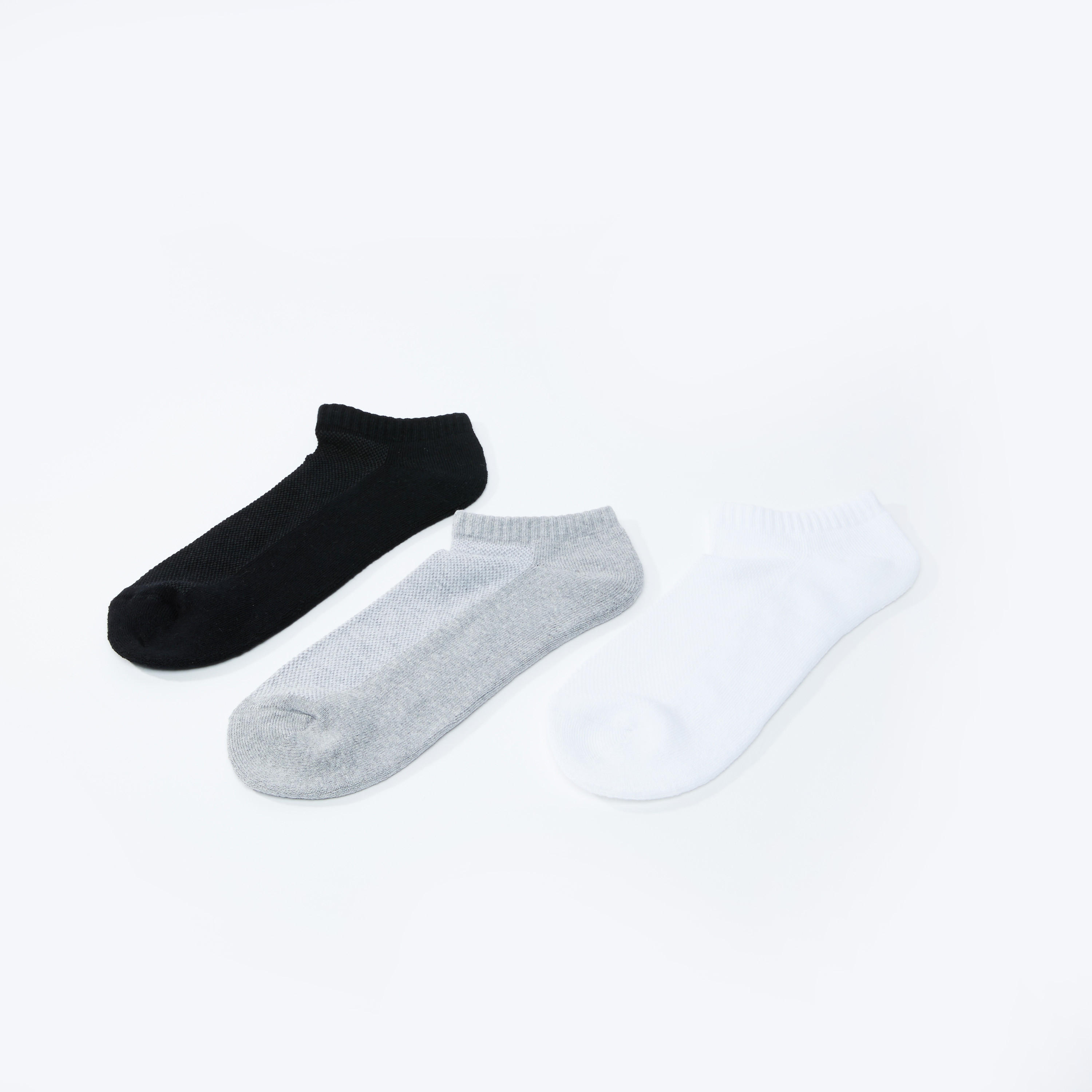 جوارب بارزة الملمس بطول الكاحل بحواف مضلّعة - طقم من 3 أزواج-men-socks-image-2