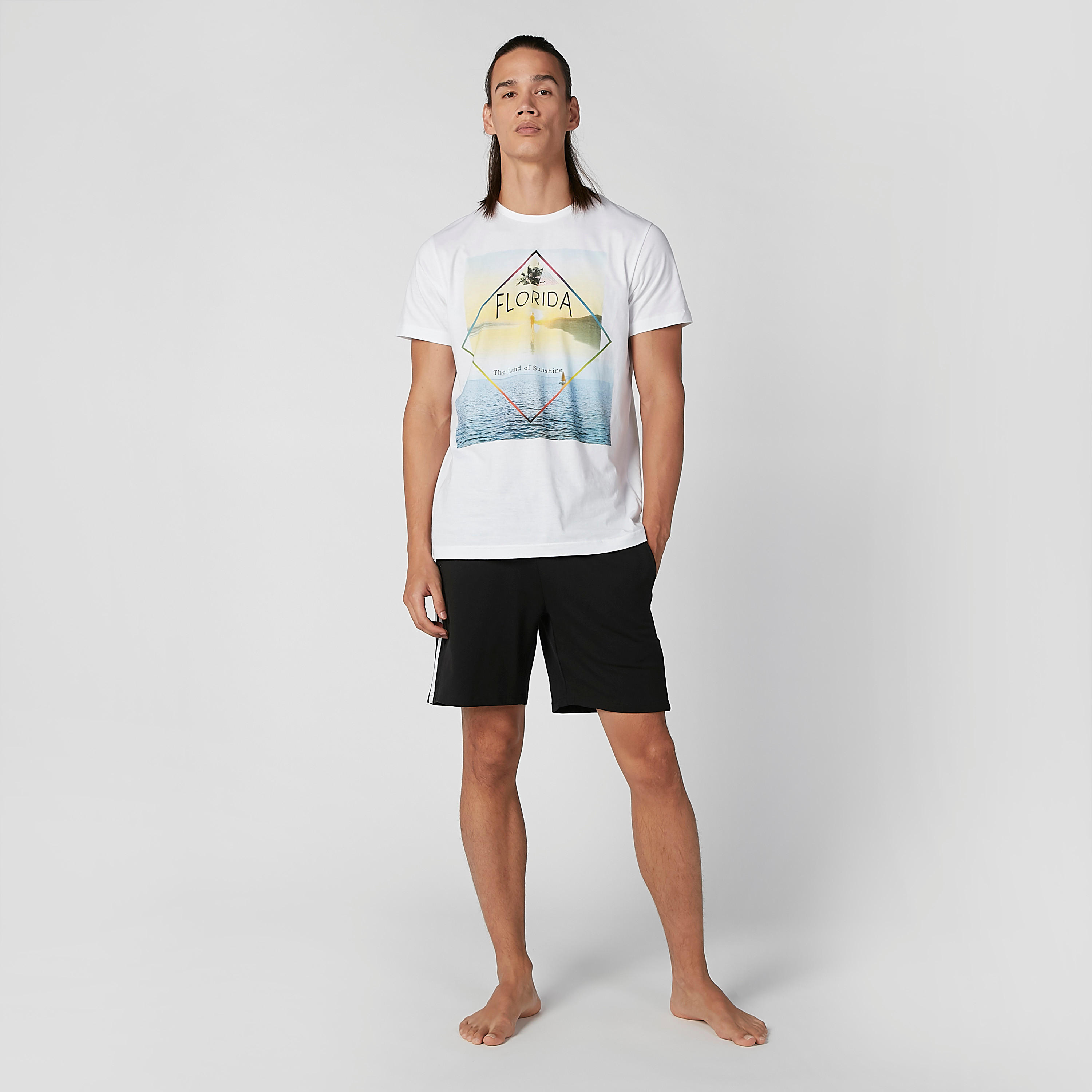شورت سادة برباط وتفاصيل تقليم-men-clothing-bottoms-shorts-image-2