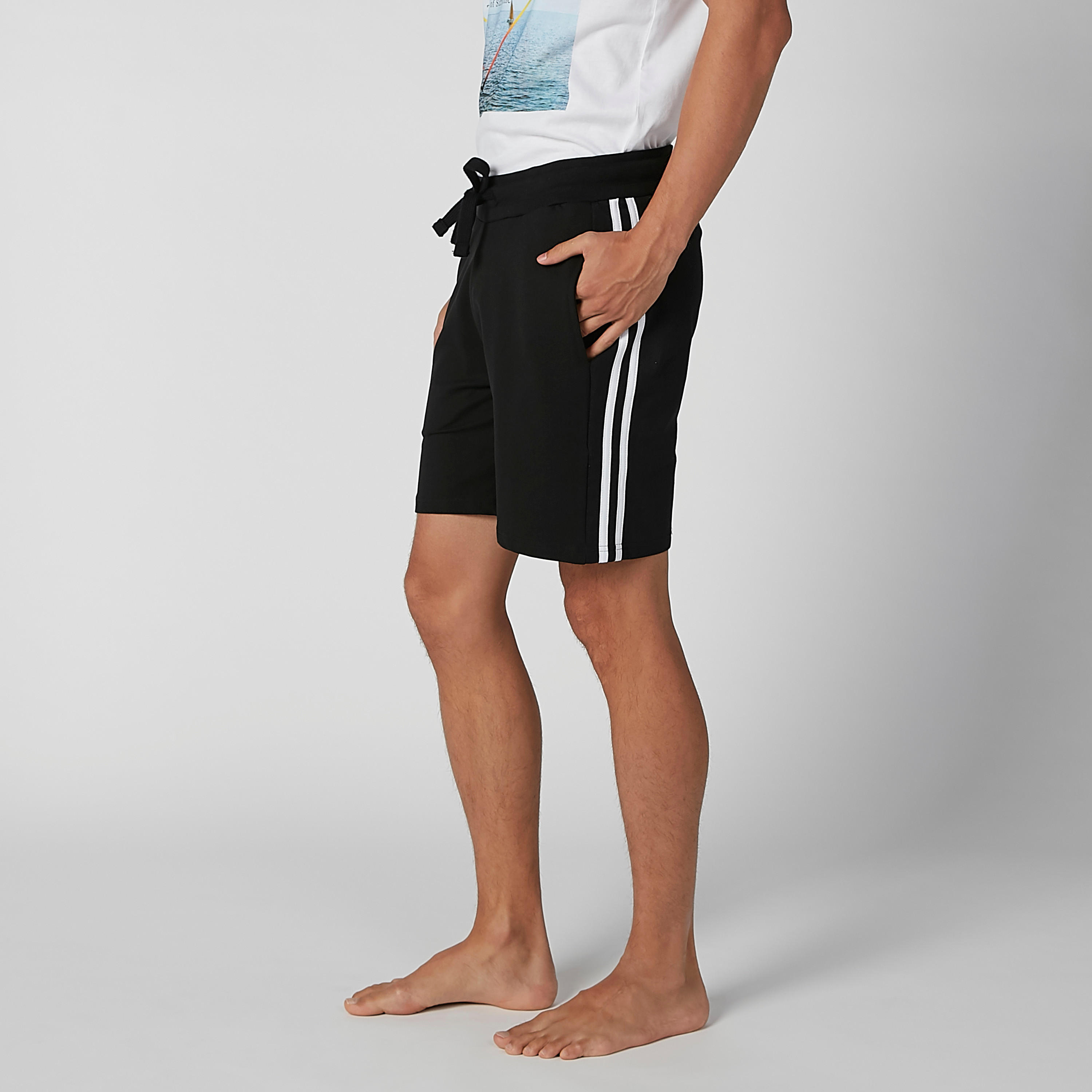 شورت سادة برباط وتفاصيل تقليم-men-clothing-bottoms-shorts-image-3