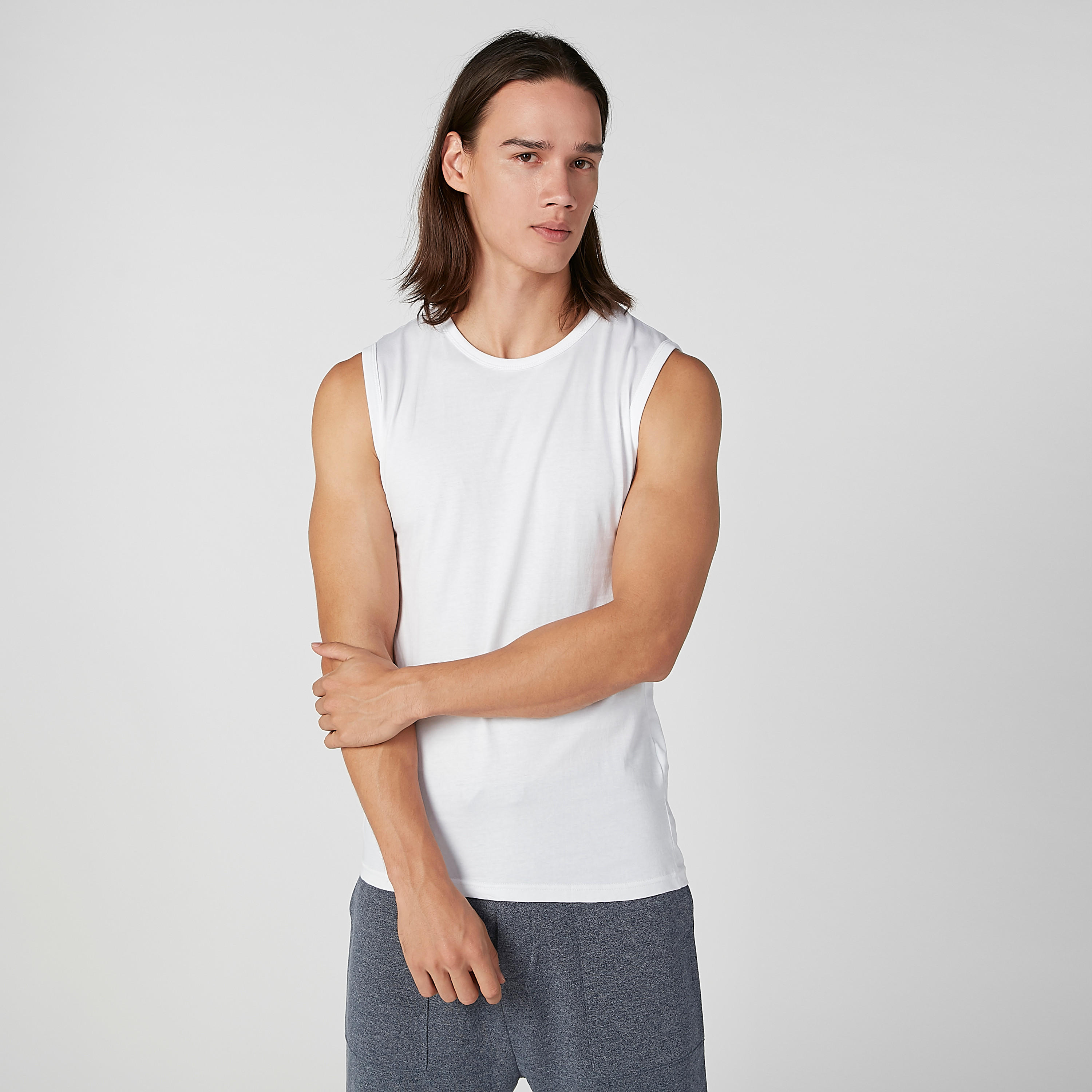 فيست سادة دون أكمام بياقة مستديرة-men-clothing-tshirtsandpolos-vests-image-4