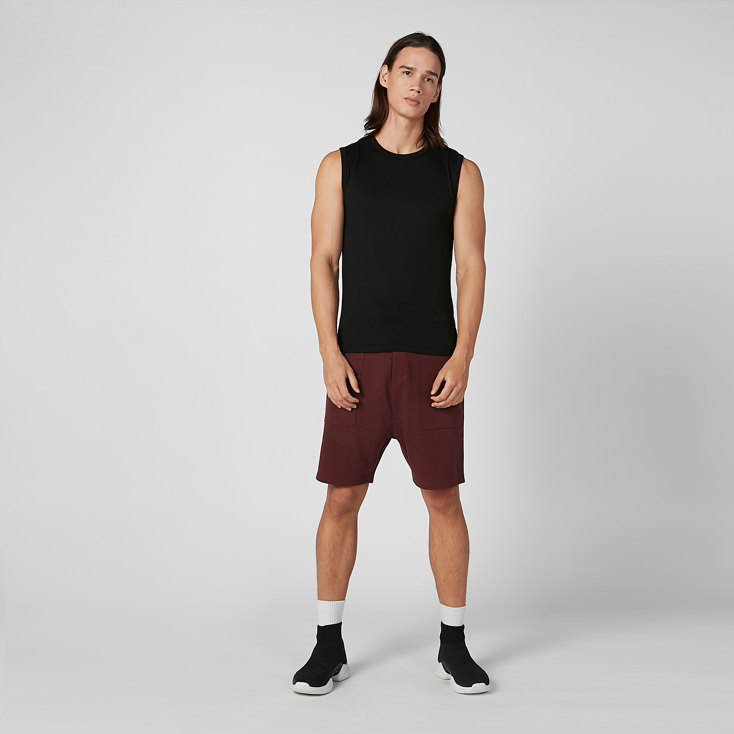 فيست سادة دون أكمام بياقة مستديرة-men-clothing-tshirtsandpolos-vests-image-1