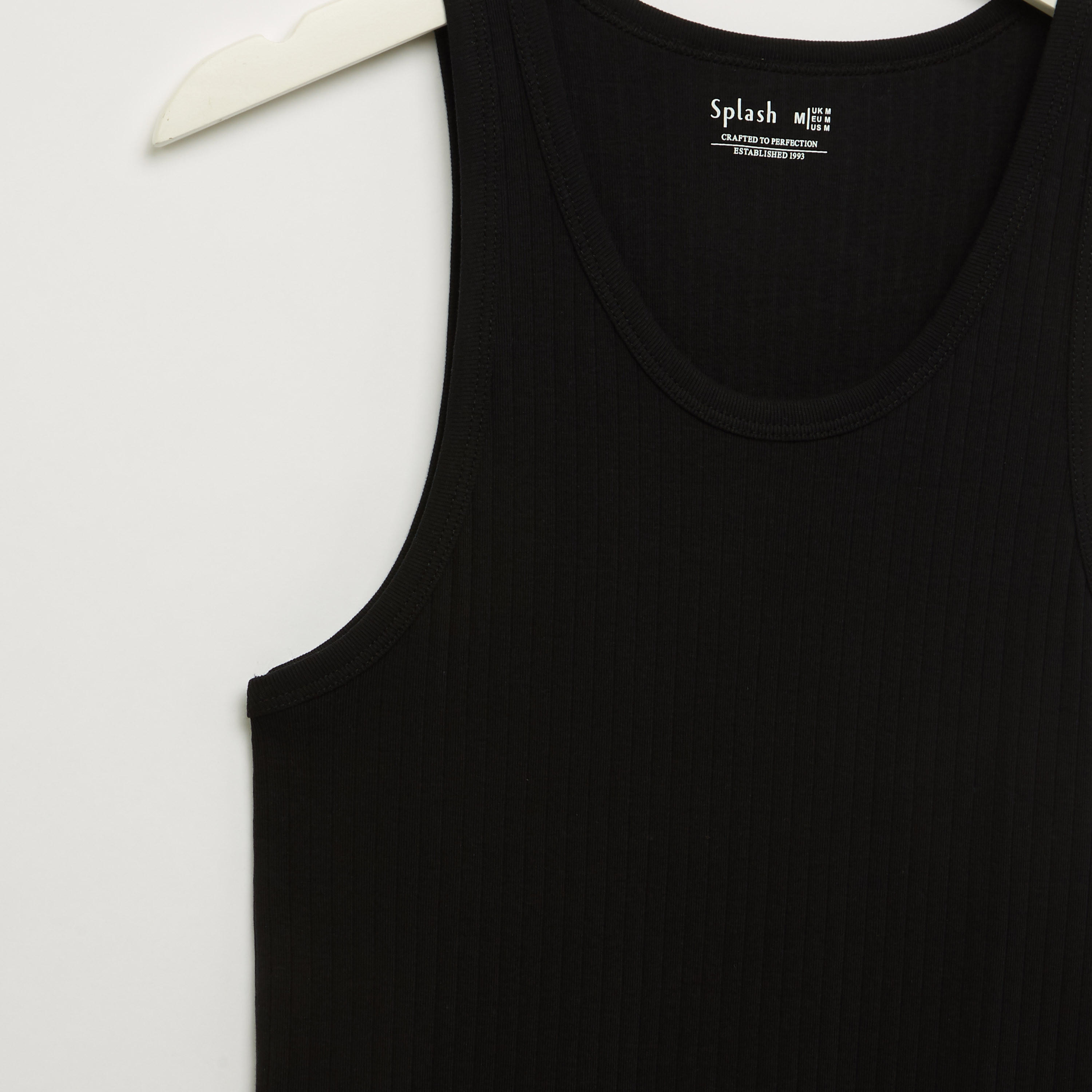 فيست سادة بياقة عميقة - طقم من قطعتين-men-clothing-tshirtsandpolos-vests-image-3