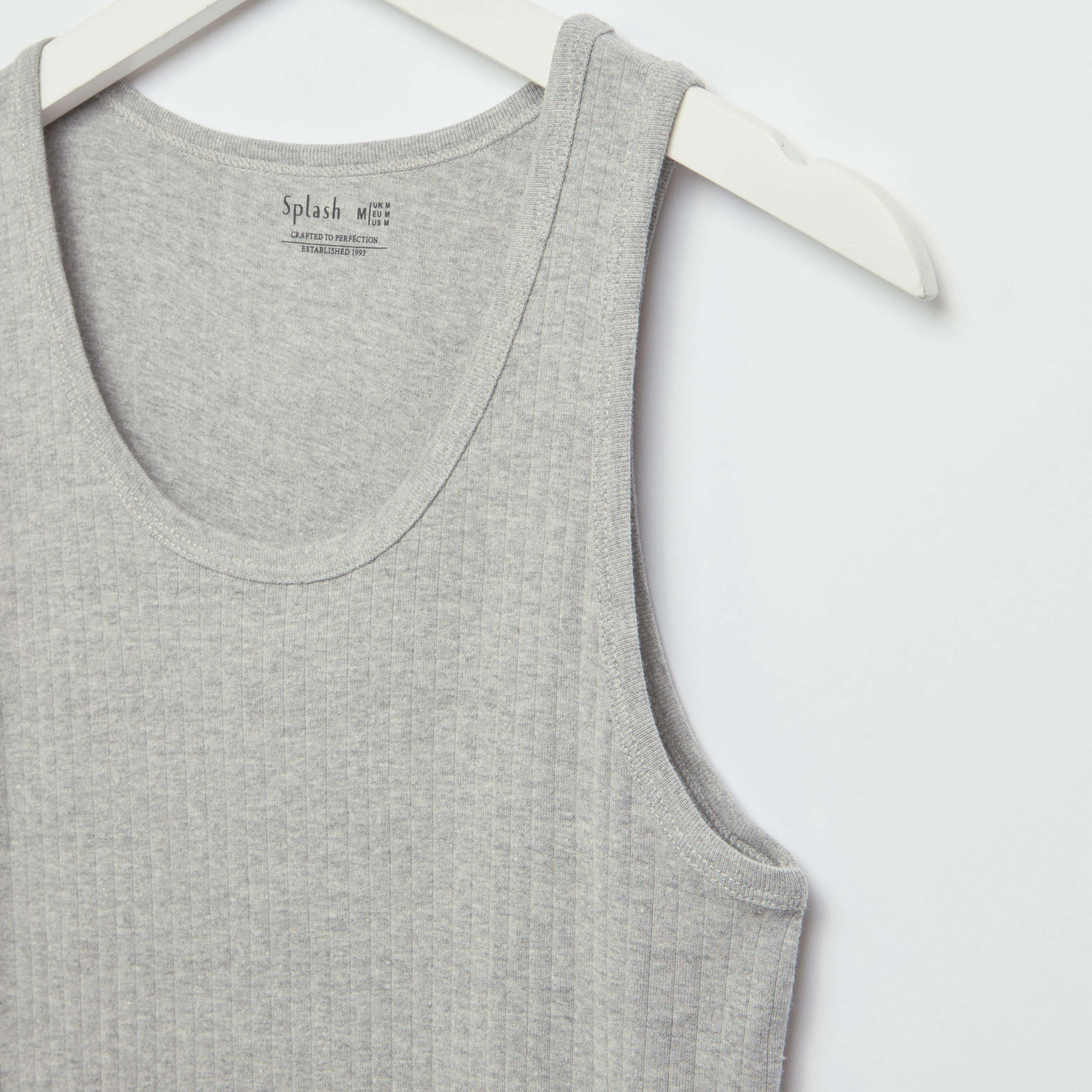 فيست مضلّع بياقة عميقة - طقم من قطعتين-men-clothing-tshirtsandpolos-vests-image-3
