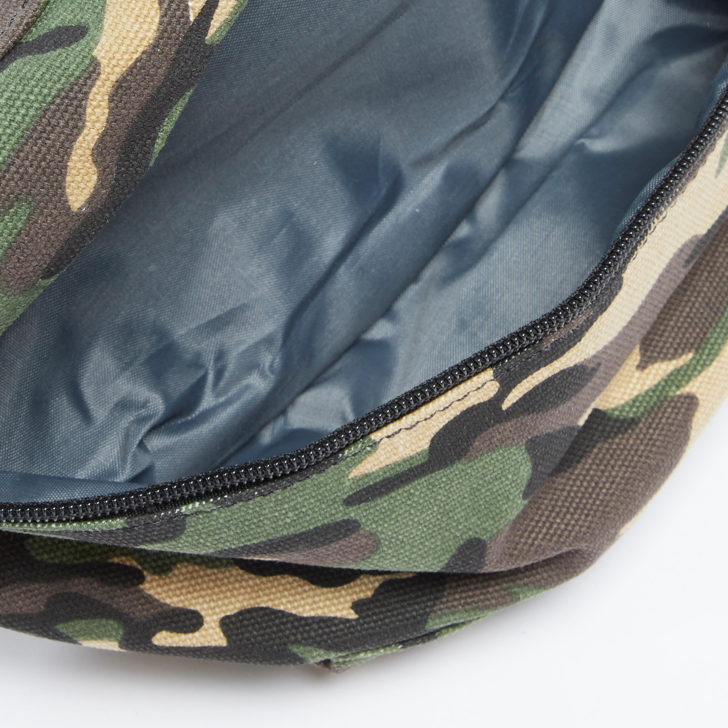 شنطة خصر بحزام قابل للتعديل وإبزيم إغلاق وطبعات مموهة-men-bags-image-1
