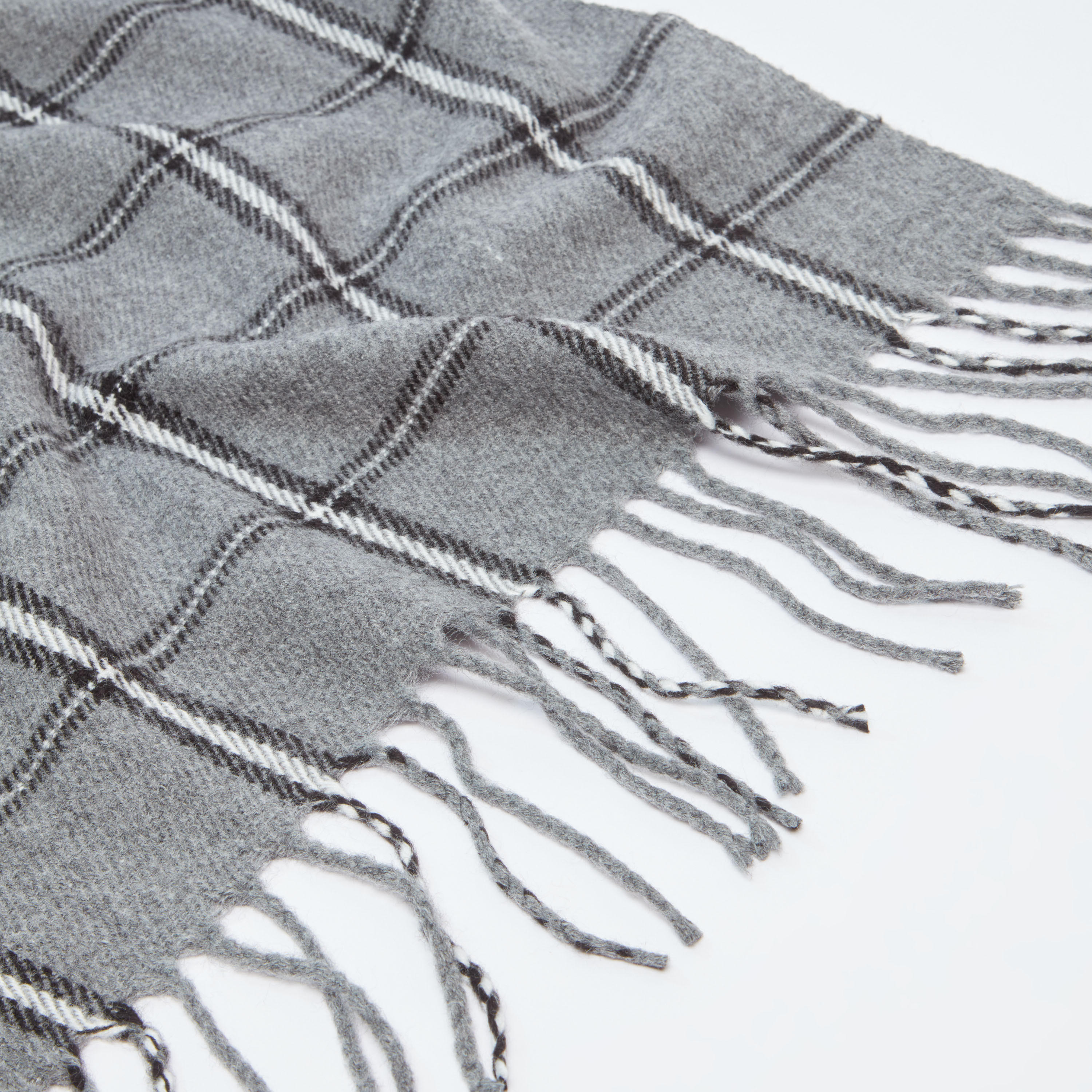 وشاح كاروهات بشراشيب-men-scarvesandgloves-image-1