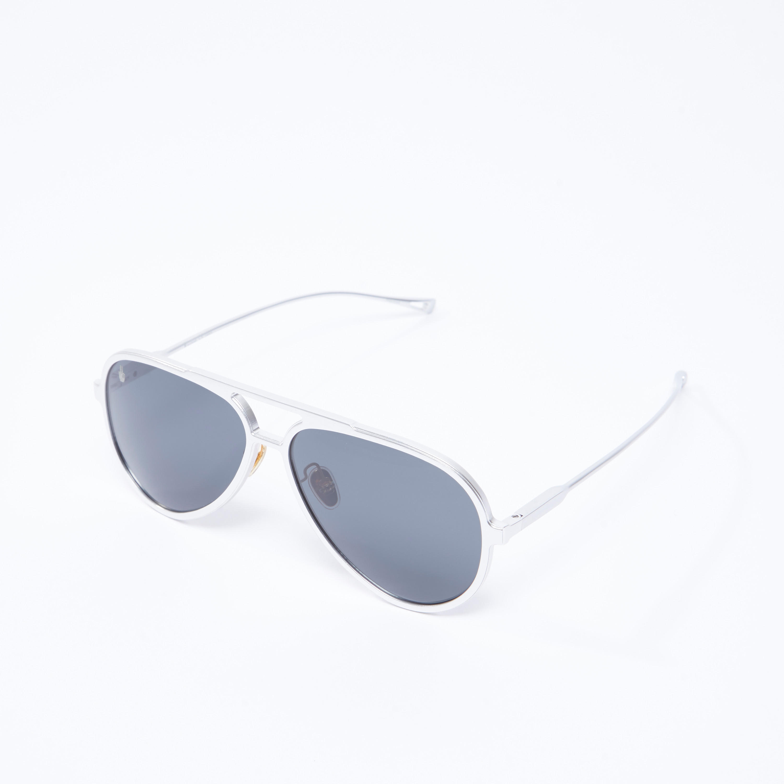 نظّارة شمسية واي فيرار بإطار كامل ووسادات للأنف أوكيالي بوناني-men-sunglasses-image-1