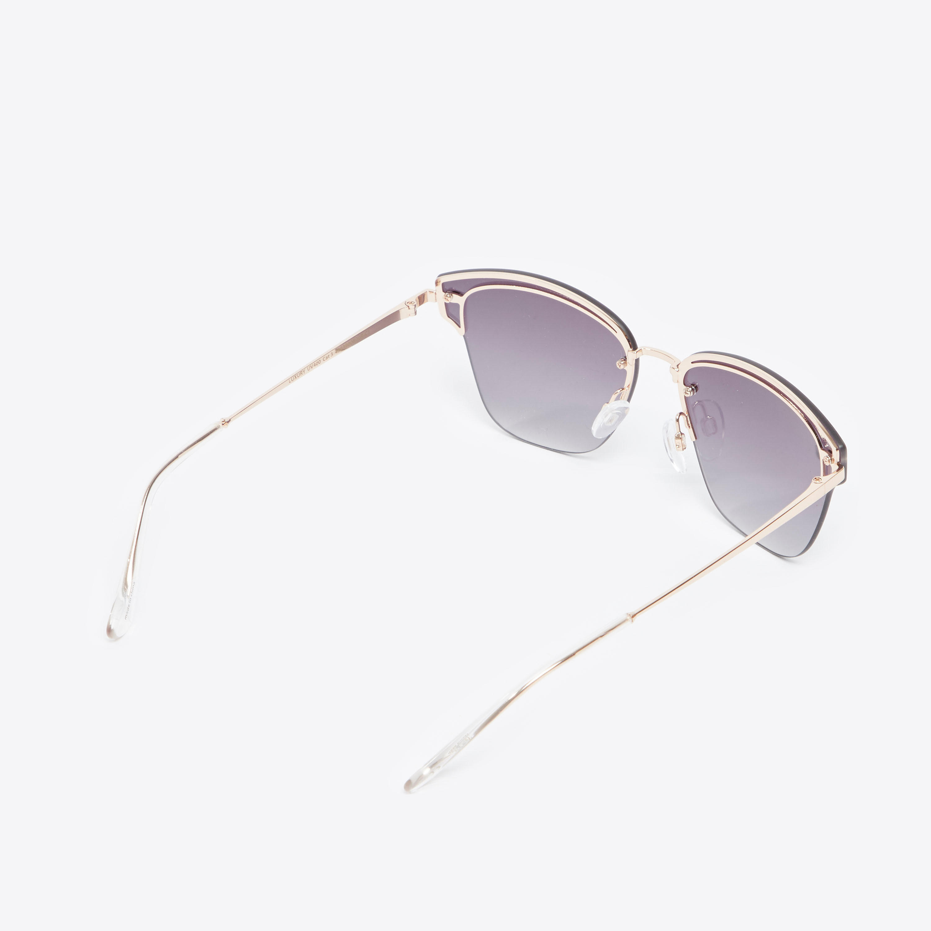 نظّارة شمسية بقصة تقليلدية بإطار امل ووسادات للأنف أوكيالي بوناني-women-sunglasses-image-5