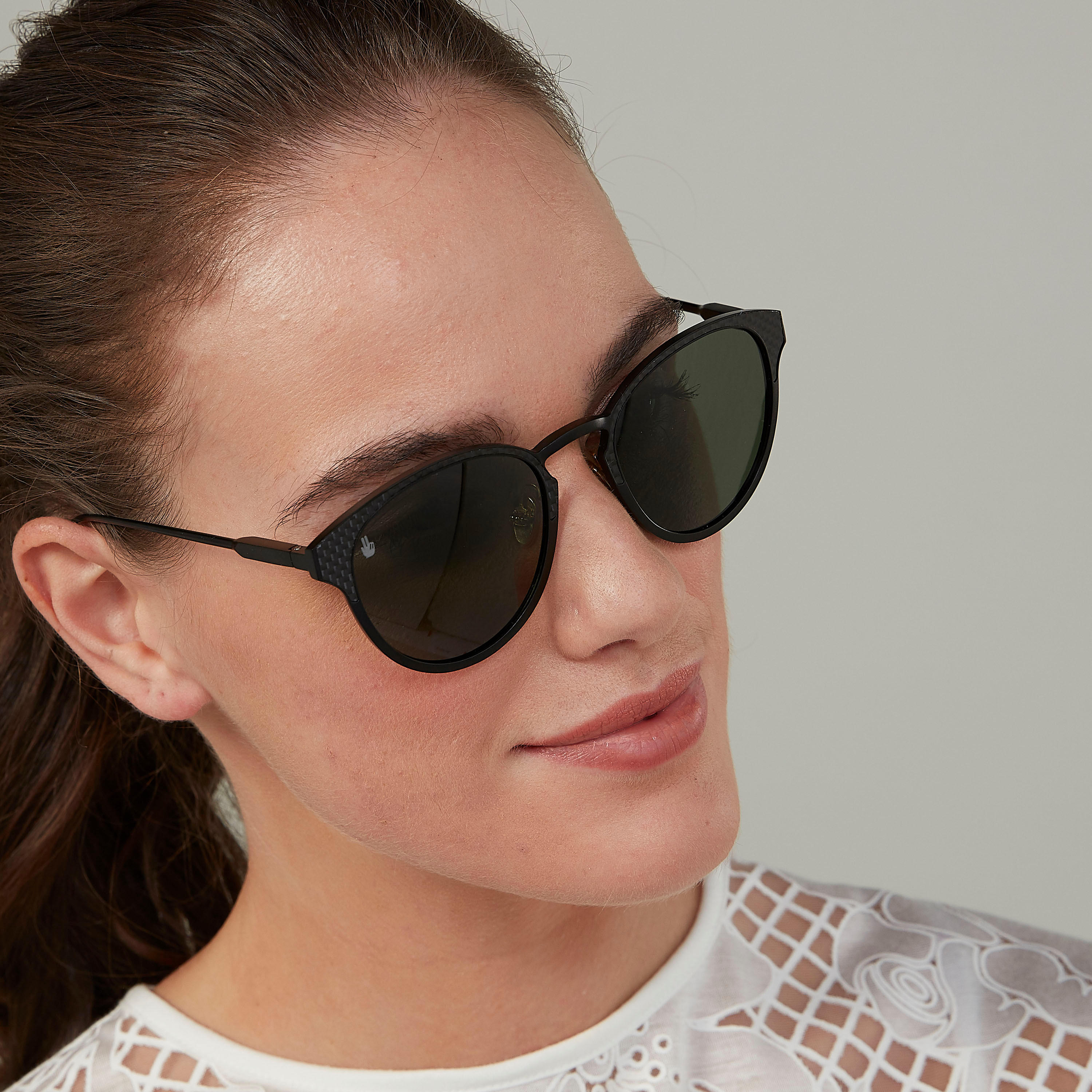 نظّارة شمسية بيضاوية بإطار كامل ووسادات للأنف أوكيالي بوناني-women-sunglasses-image-2