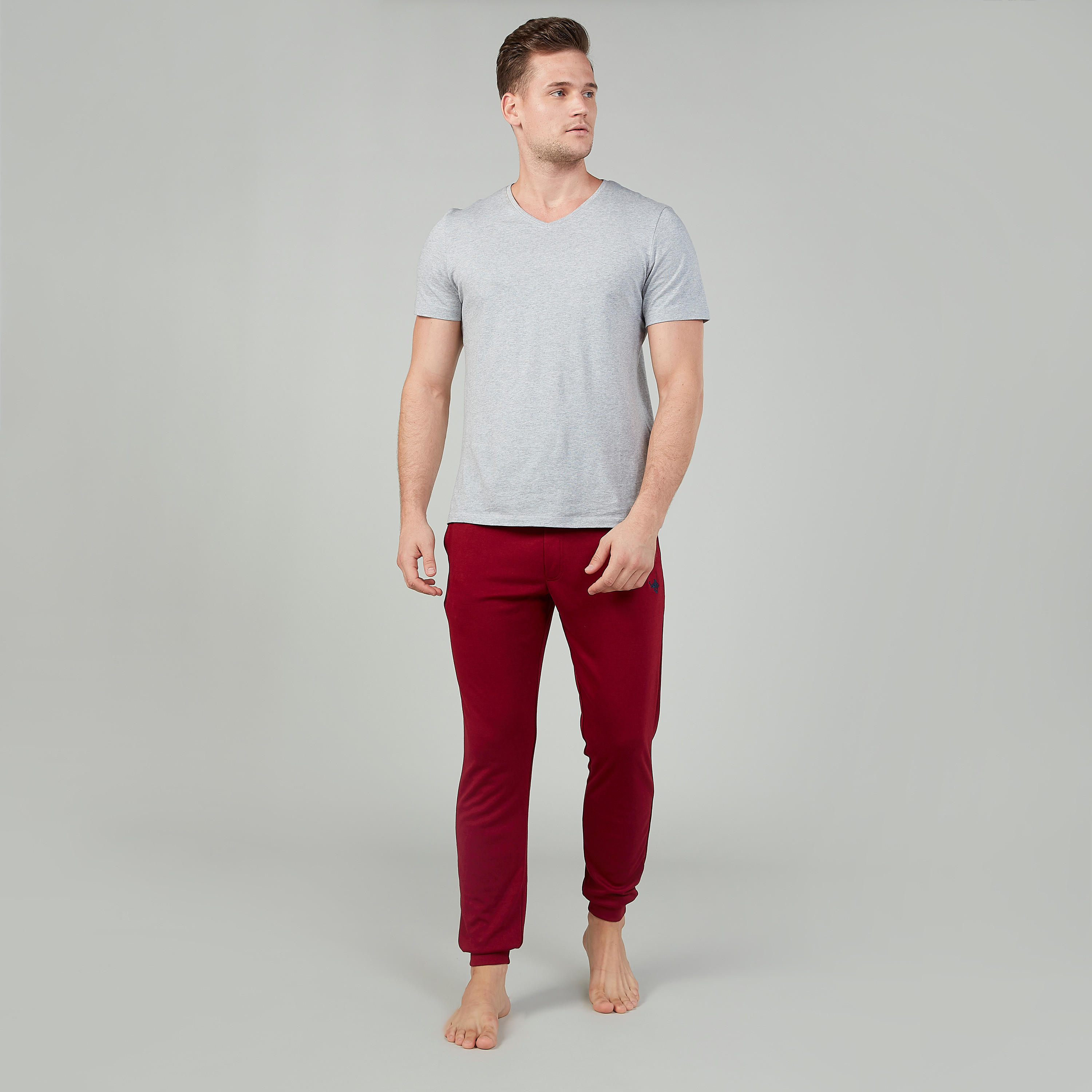 بنطلون رياضي سادة بخصر متوسط الارتفاع وجيوب-men-clothing-bottoms-joggers-image-2