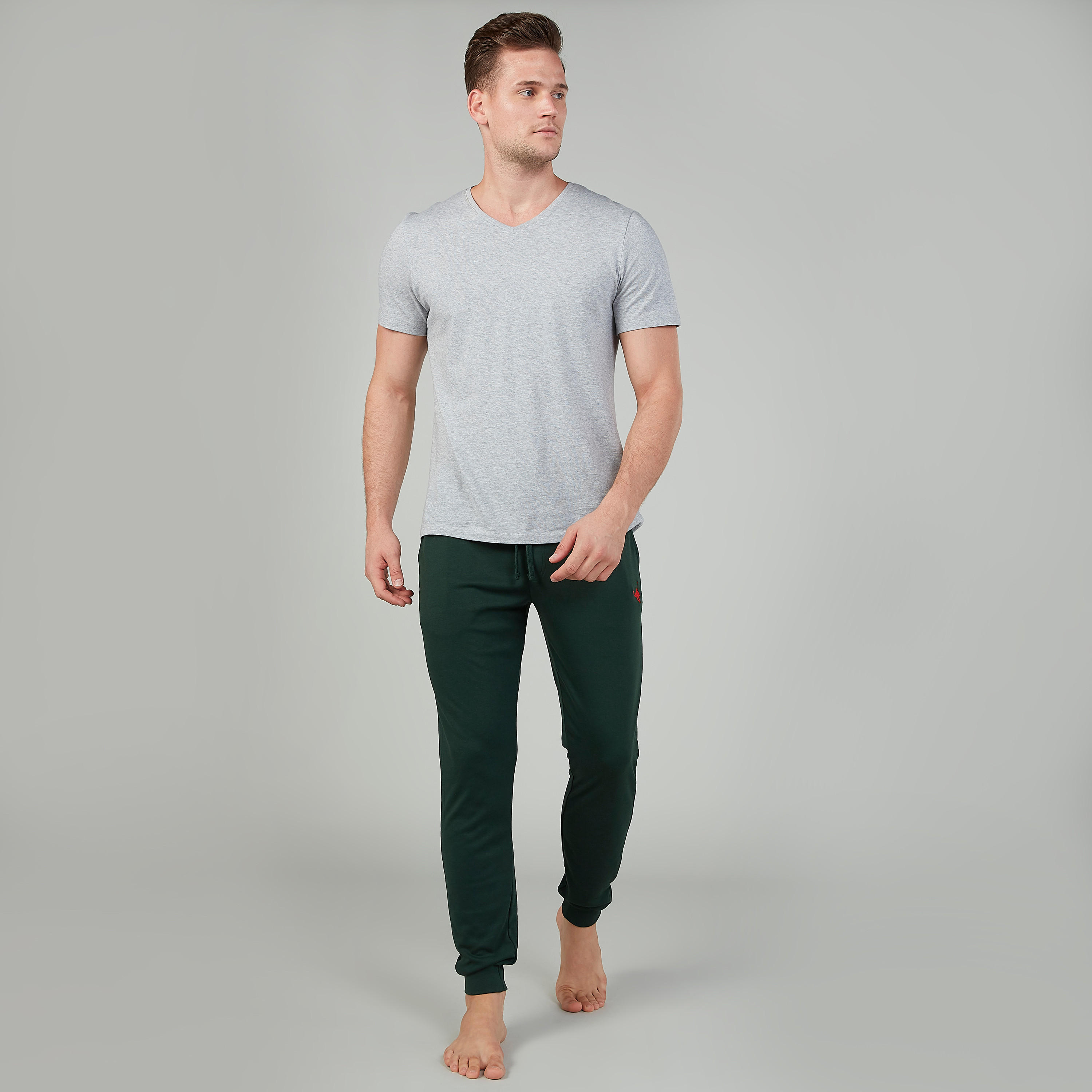 بنطلون رياضي طويل سادة بجيوب-men-clothing-bottoms-joggers-image-3