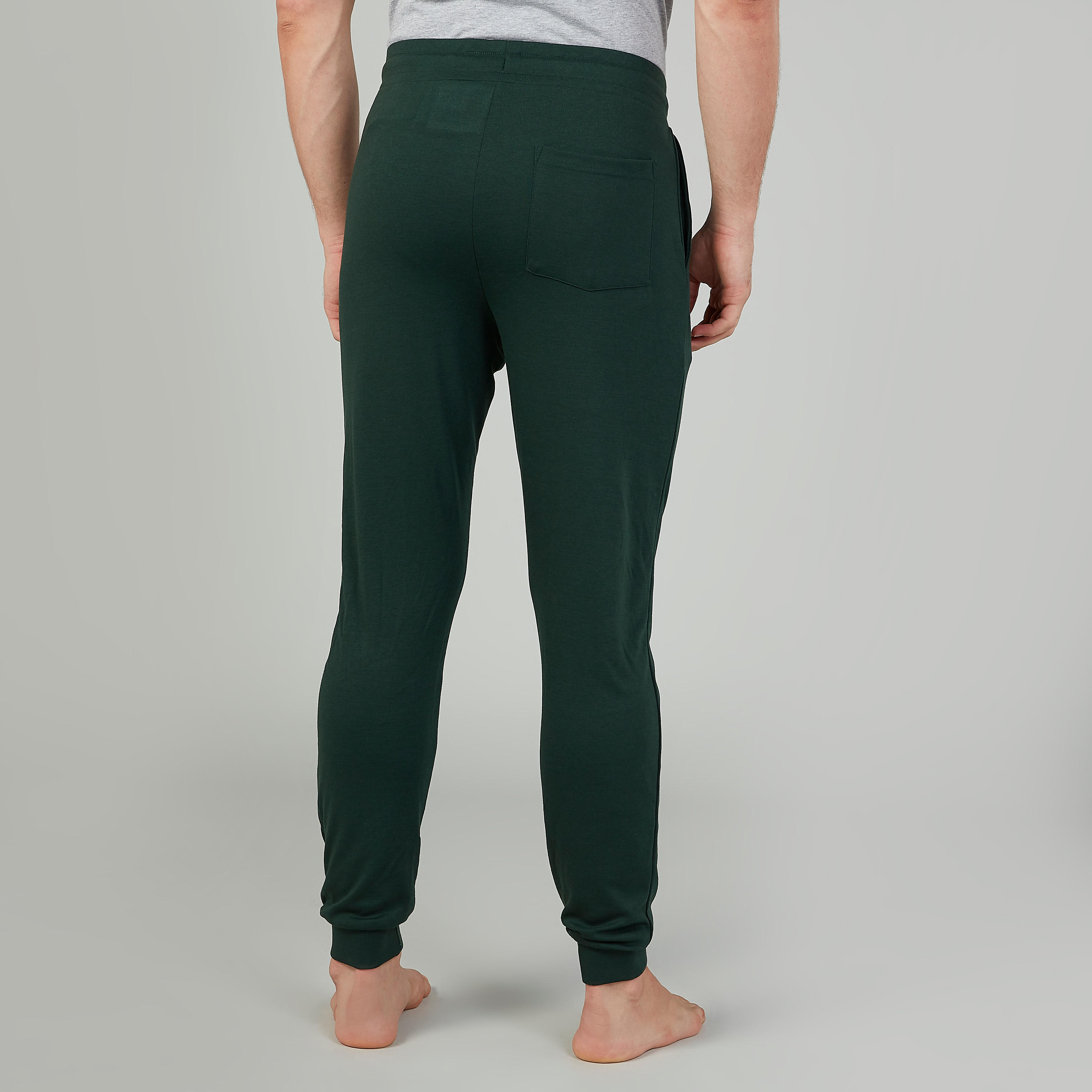 بنطلون رياضي طويل سادة بجيوب-men-clothing-bottoms-joggers-image-1