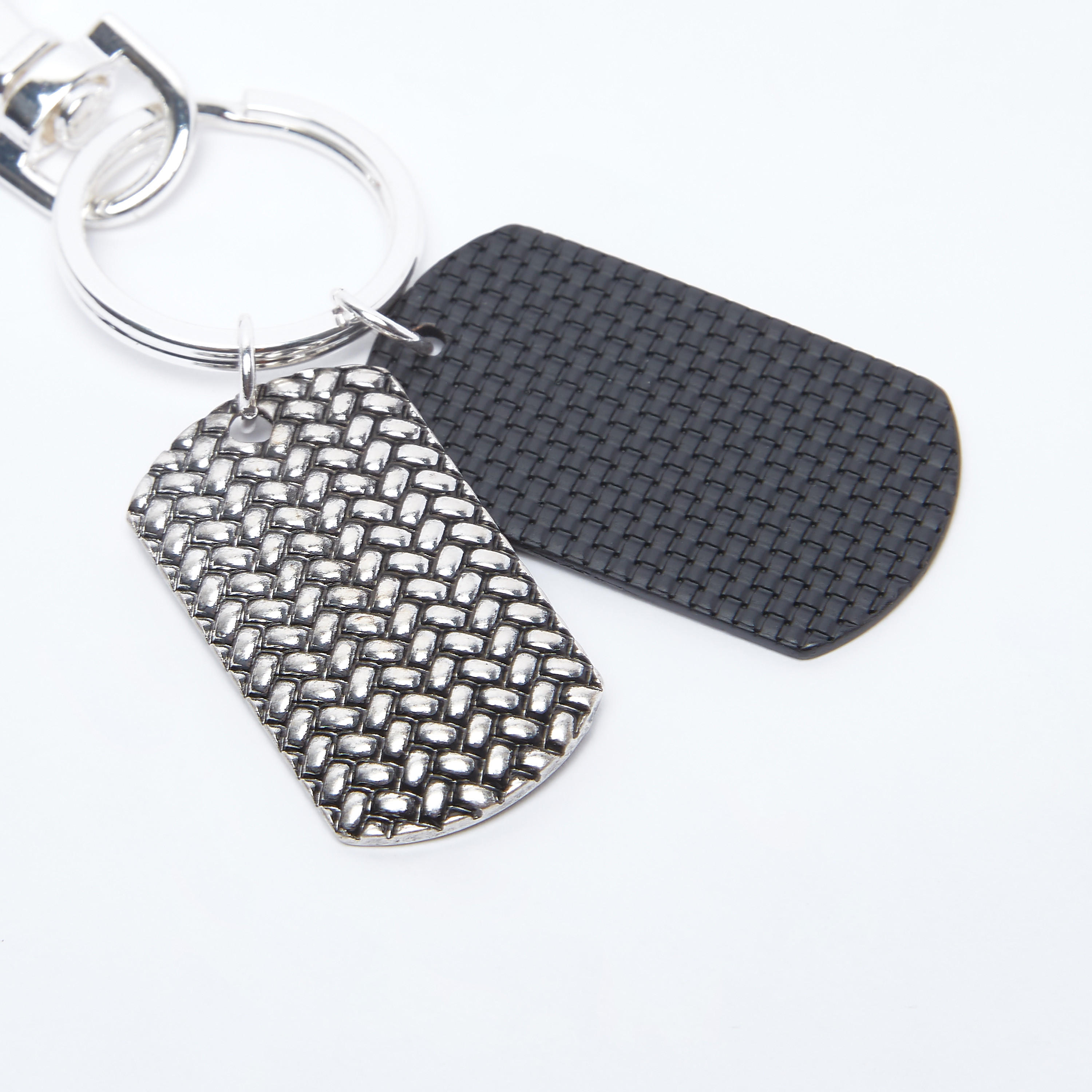 سلسلة مفاتيح ميتاليك بمشبك إغلاق-women-clothingaccessories-novelties-image-2