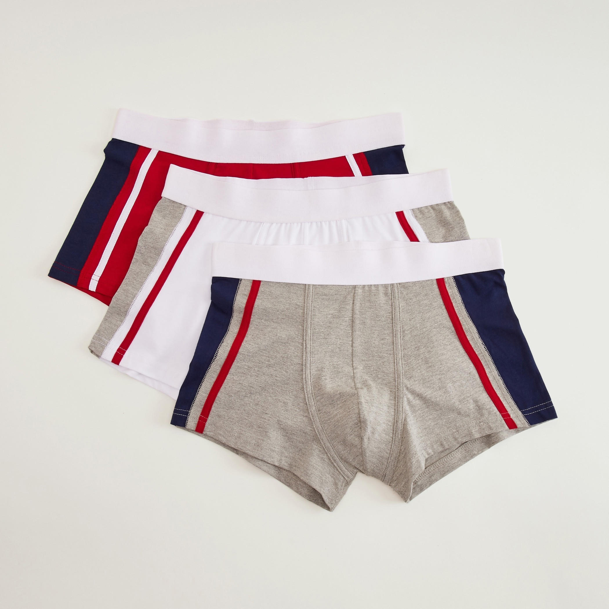 شورتات ترانك بتفاصيل شريطة وخصر مطّاطي - طقم من 3 قطع-men-clothing-innerwear-underwear-image-1