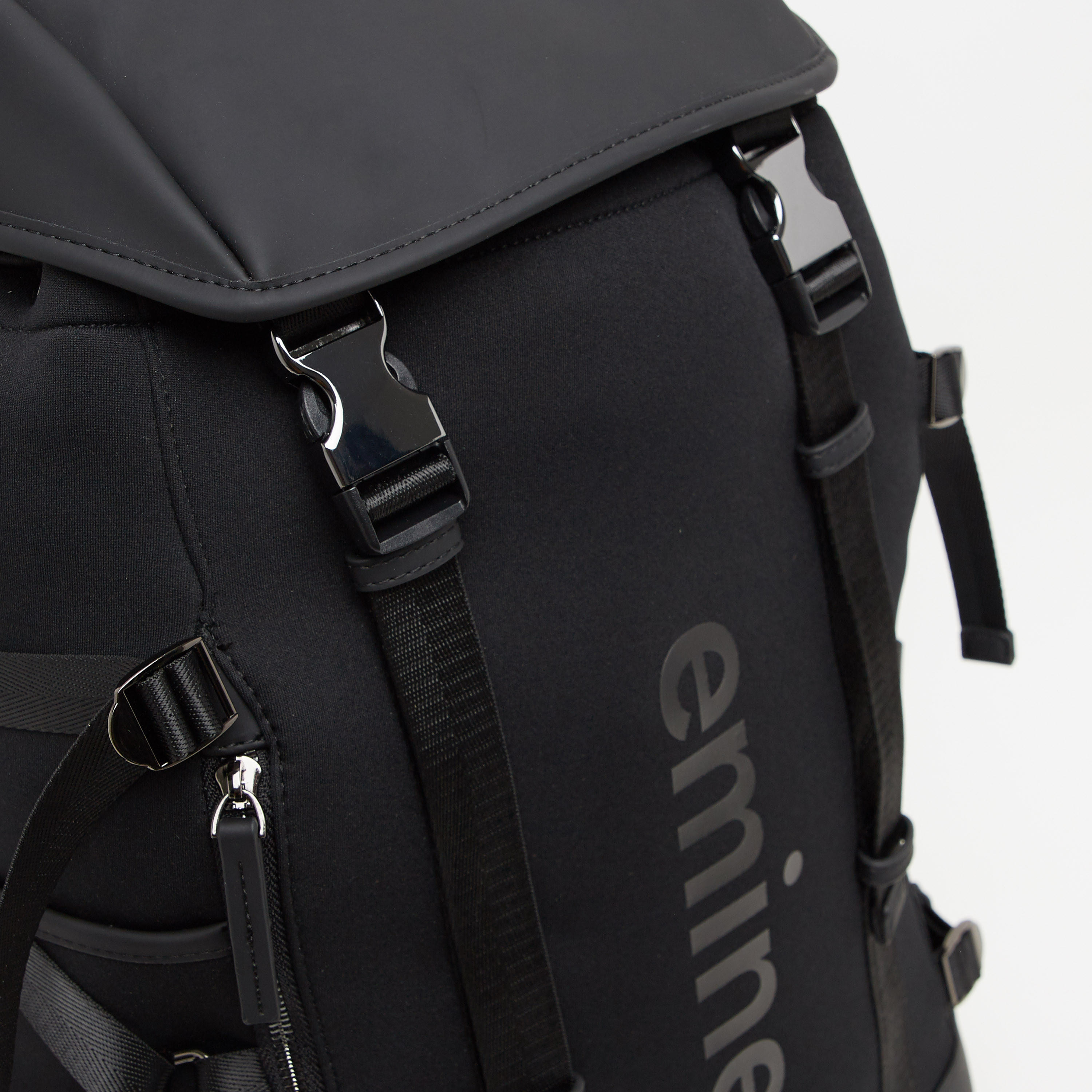 Solid Backpack with Adjustable Shoulder Straps and Buckle Closure Flap-men-bags-image-3
