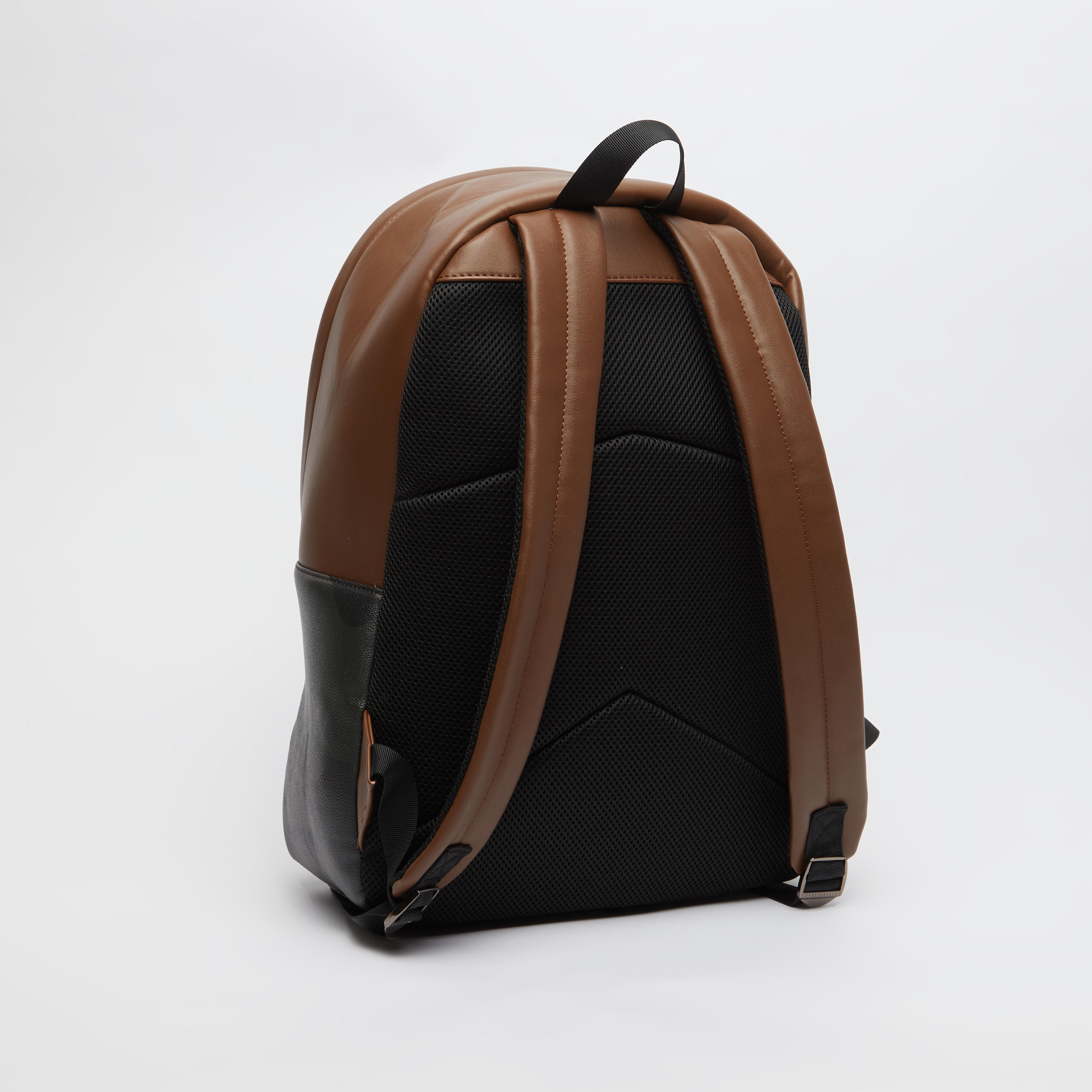 شنطة ظهر بطبعات مع حمالات قابلة للتعديل ومقبض علوي-men-bags-image-4