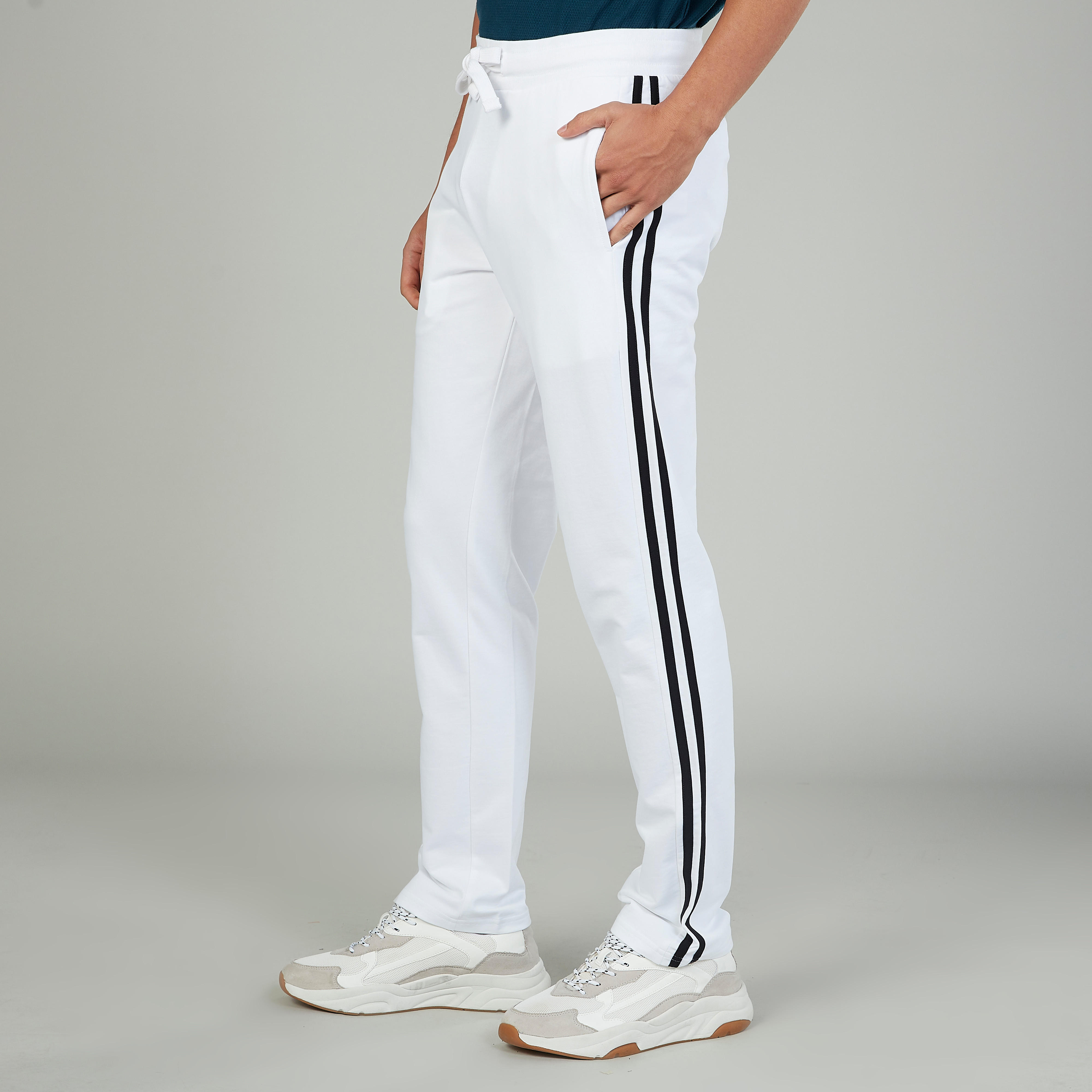 بنطلون سادة بخصر مطّاطي بتفاصيل شريطة مخططة-men-clothing-nightwear-pyjamaandshorts-image-4