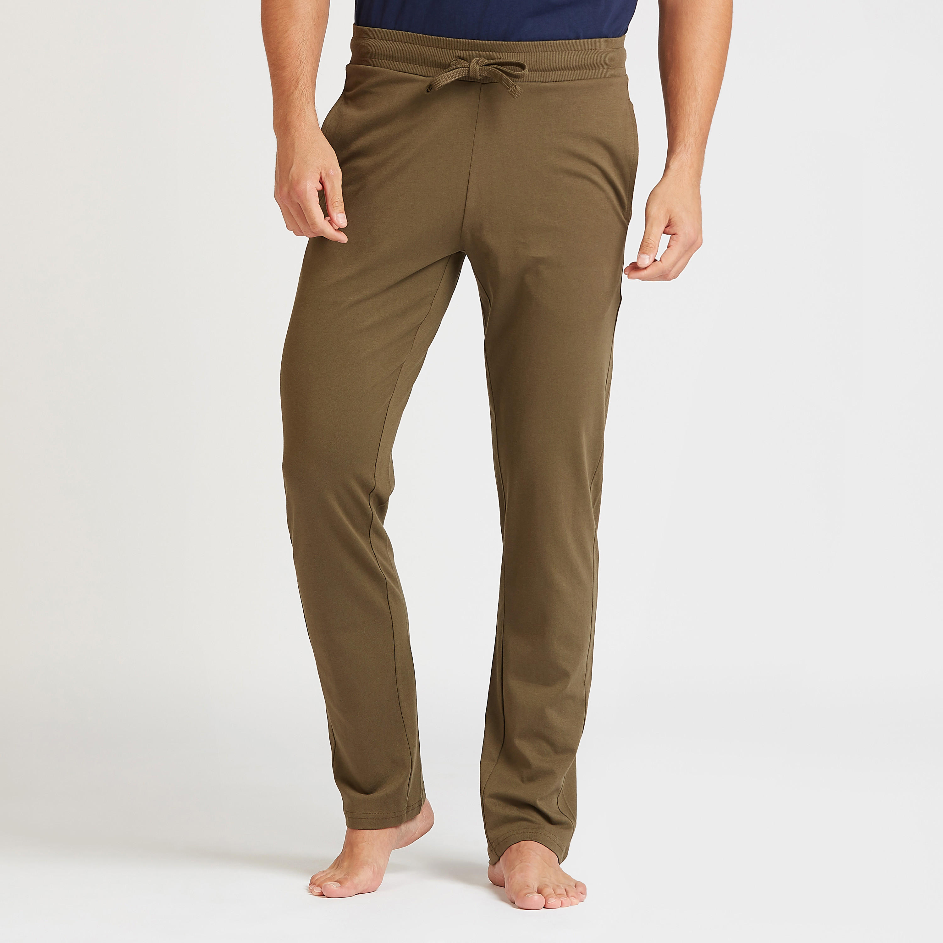 طقم بنطلون بيجاما وتيشيرت مخطط بياقة ضيقة-men-clothing-nightwear-sets-image-2