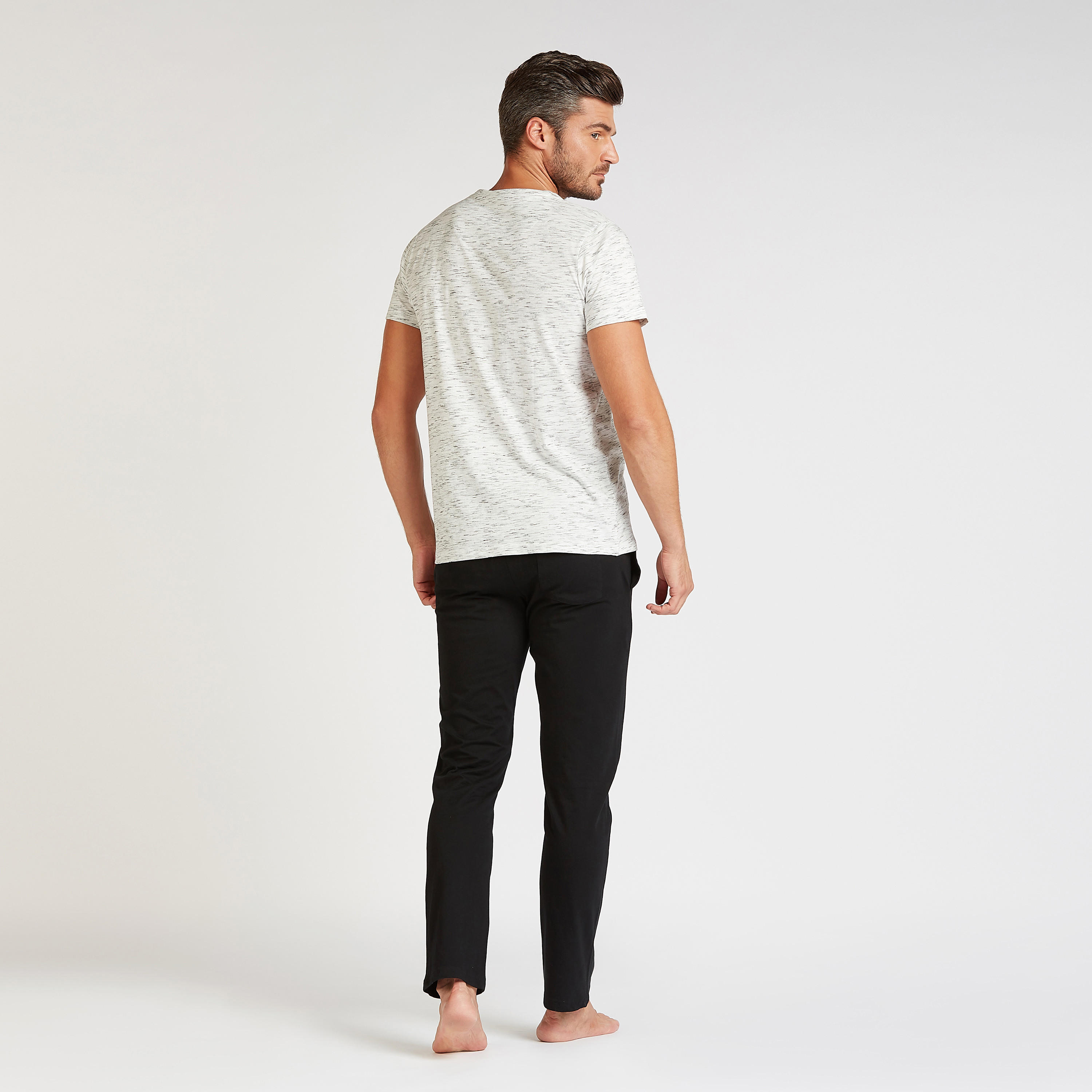 طقم بنطلون بيجام وتيشيرت بياقة ضيقة وطبعات ميلانج-men-clothing-nightwear-sets-image-2