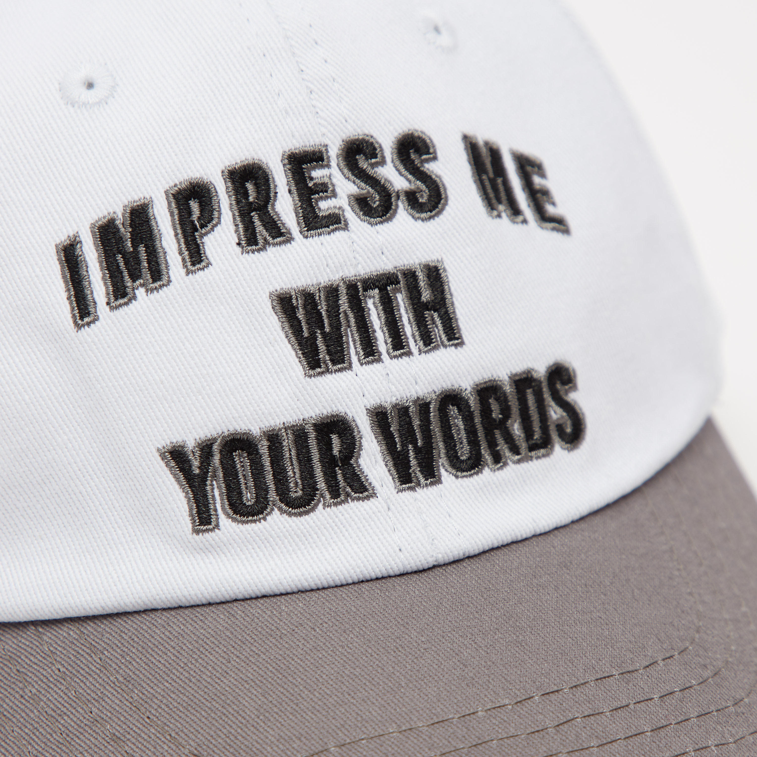 كاب بطبعات منقوشة وزر إغلاق كبّاس-men-caps-image-2