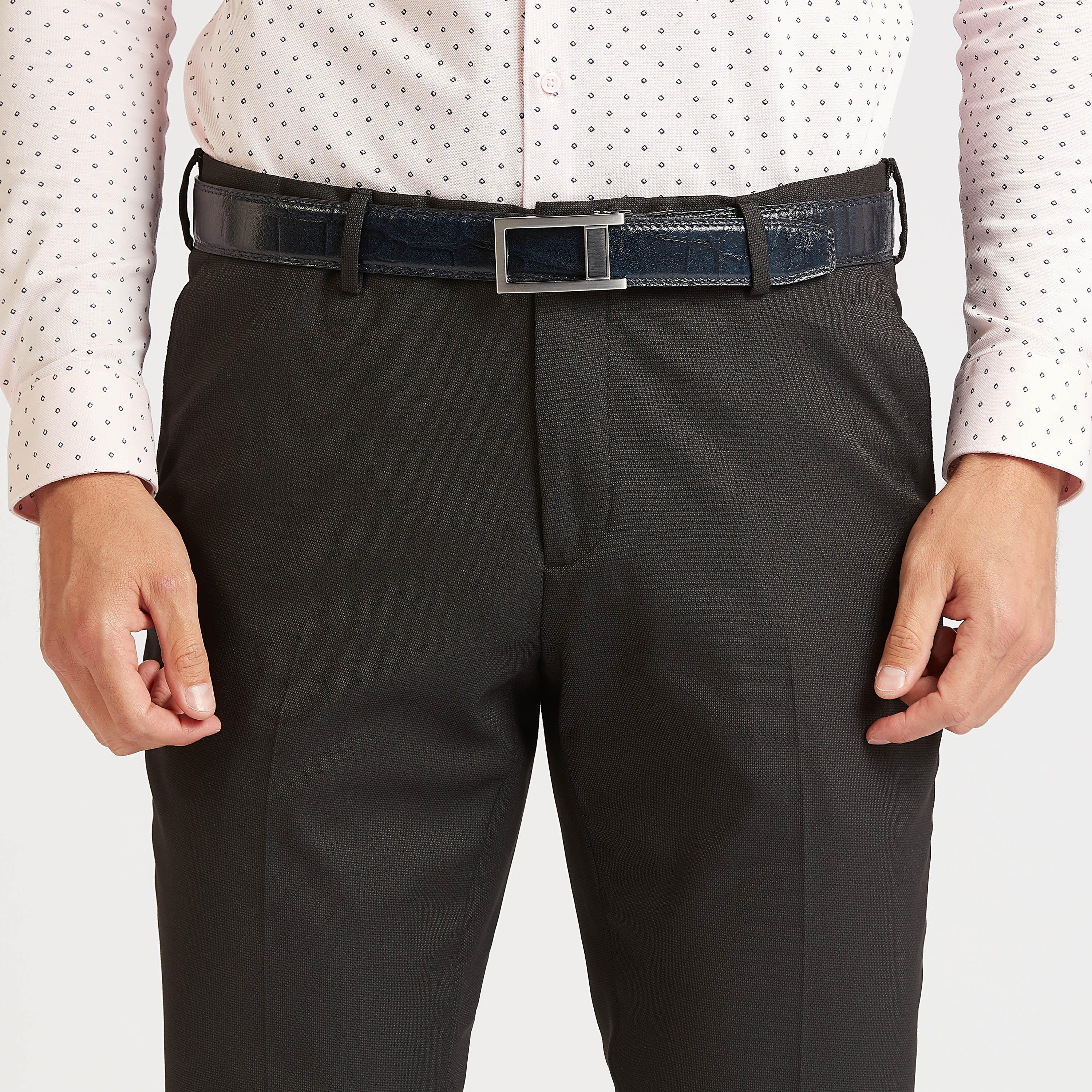 حزام بطبعات حيوانات بإبزيم عريض للإغلاق-men-beltsandwallets-belts-image-2