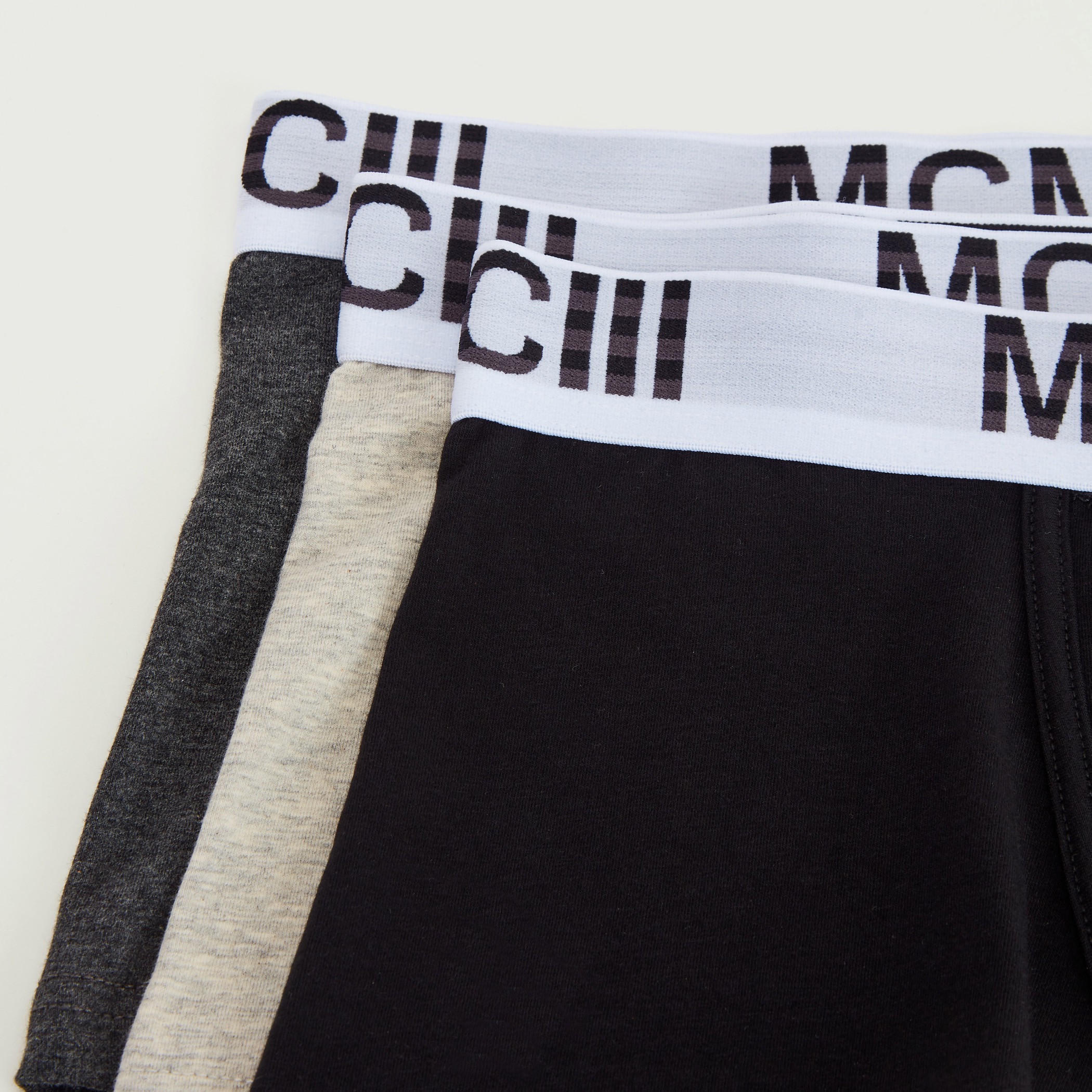 شورتات ترانك سادة بخصر مطّاطي واسع - طقم من 3 قطع-men-clothing-innerwear-underwear-image-2