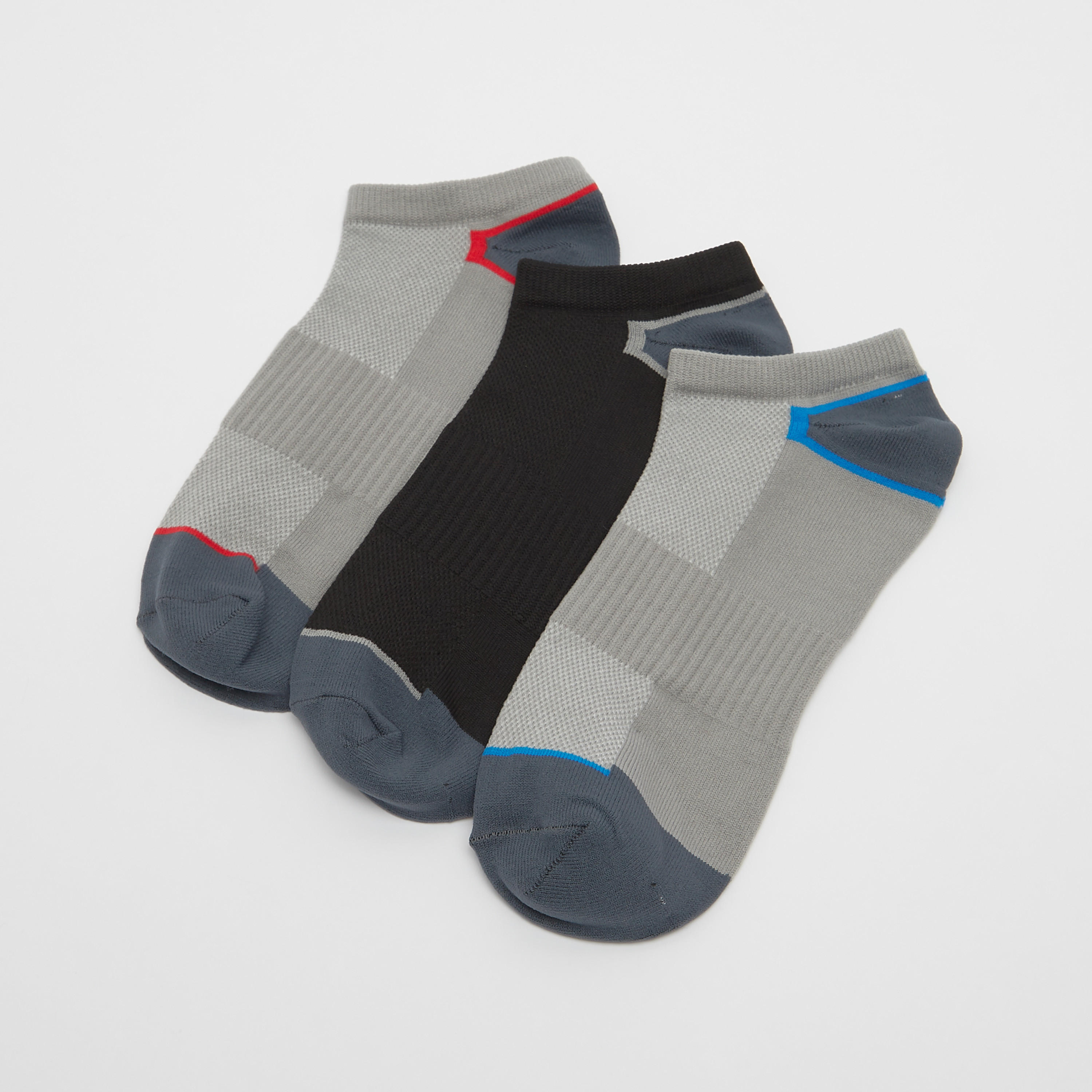 جوارب متنوعة بطول الكاحل وحواف مطّاطية - طقم من 3 أزواج-men-socks-image-1