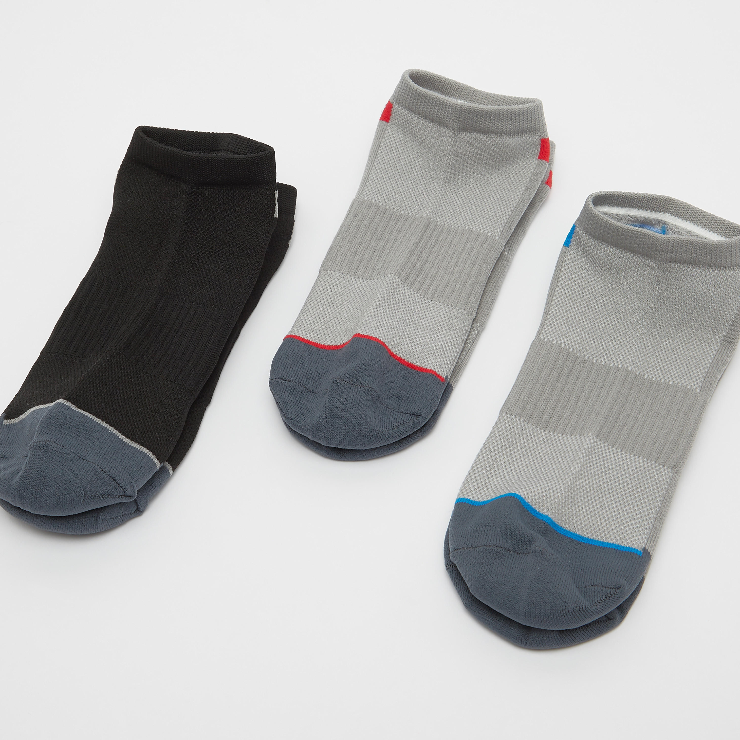 جوارب متنوعة بطول الكاحل وحواف مطّاطية - طقم من 3 أزواج-men-socks-image-3