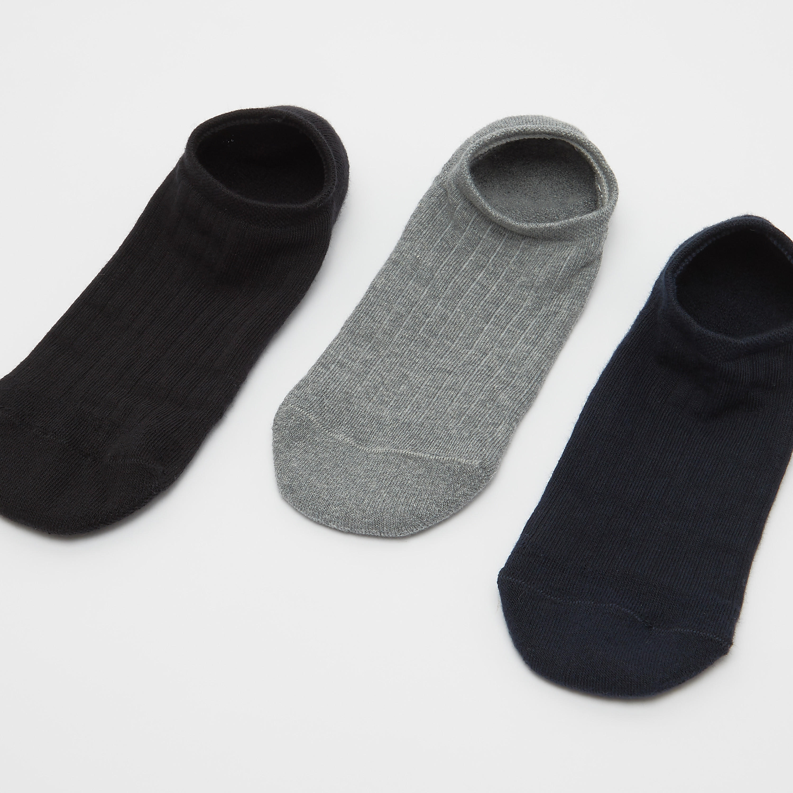 جوارب غير مرئية متعددة الألوان بحوّاف مطّاطية - طقم من 3 أزواج-men-socks-image-1