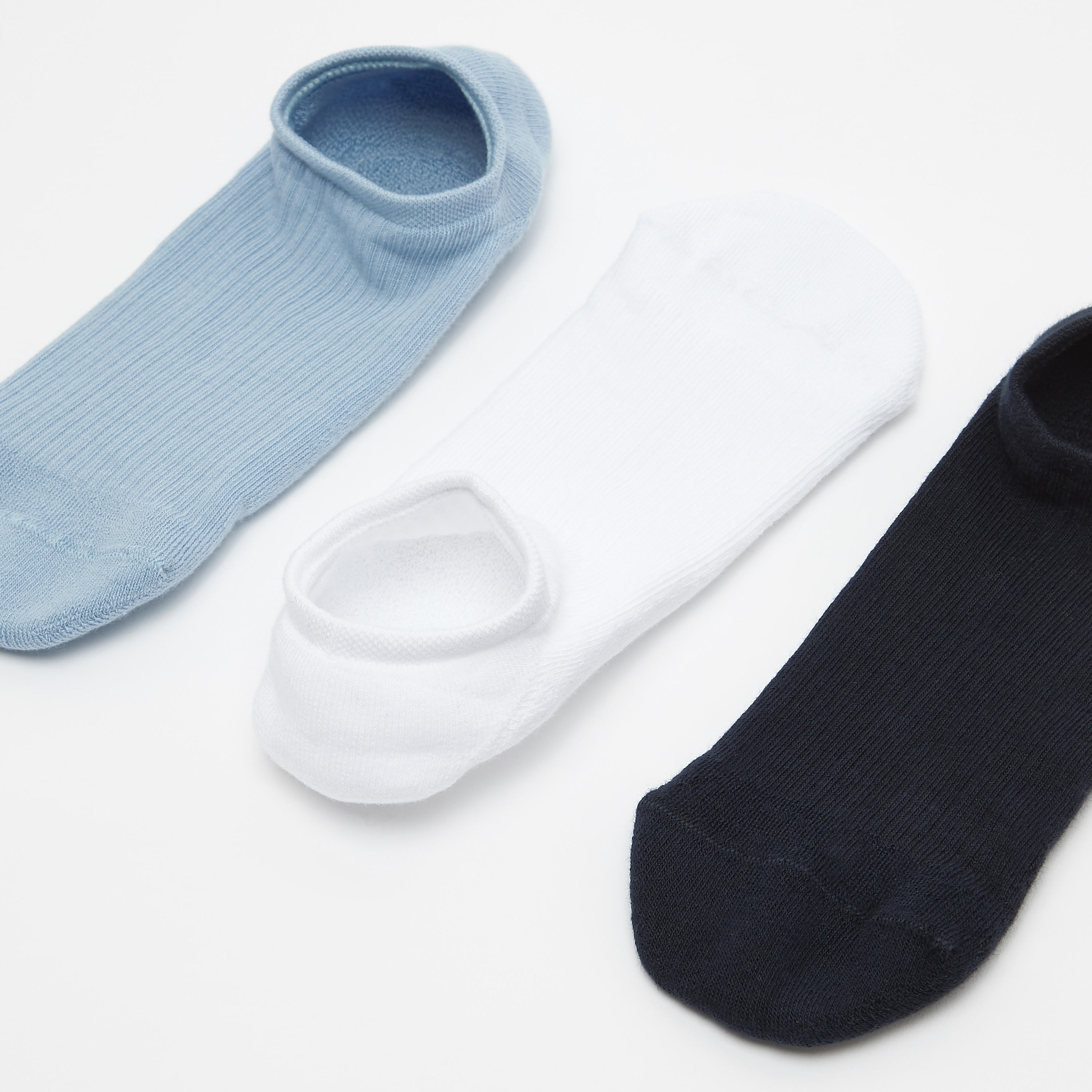 جوارب غير مرئية متعددة الألوان بحوّاف مطّاطية - طقم من 3 أزواج-men-socks-image-2