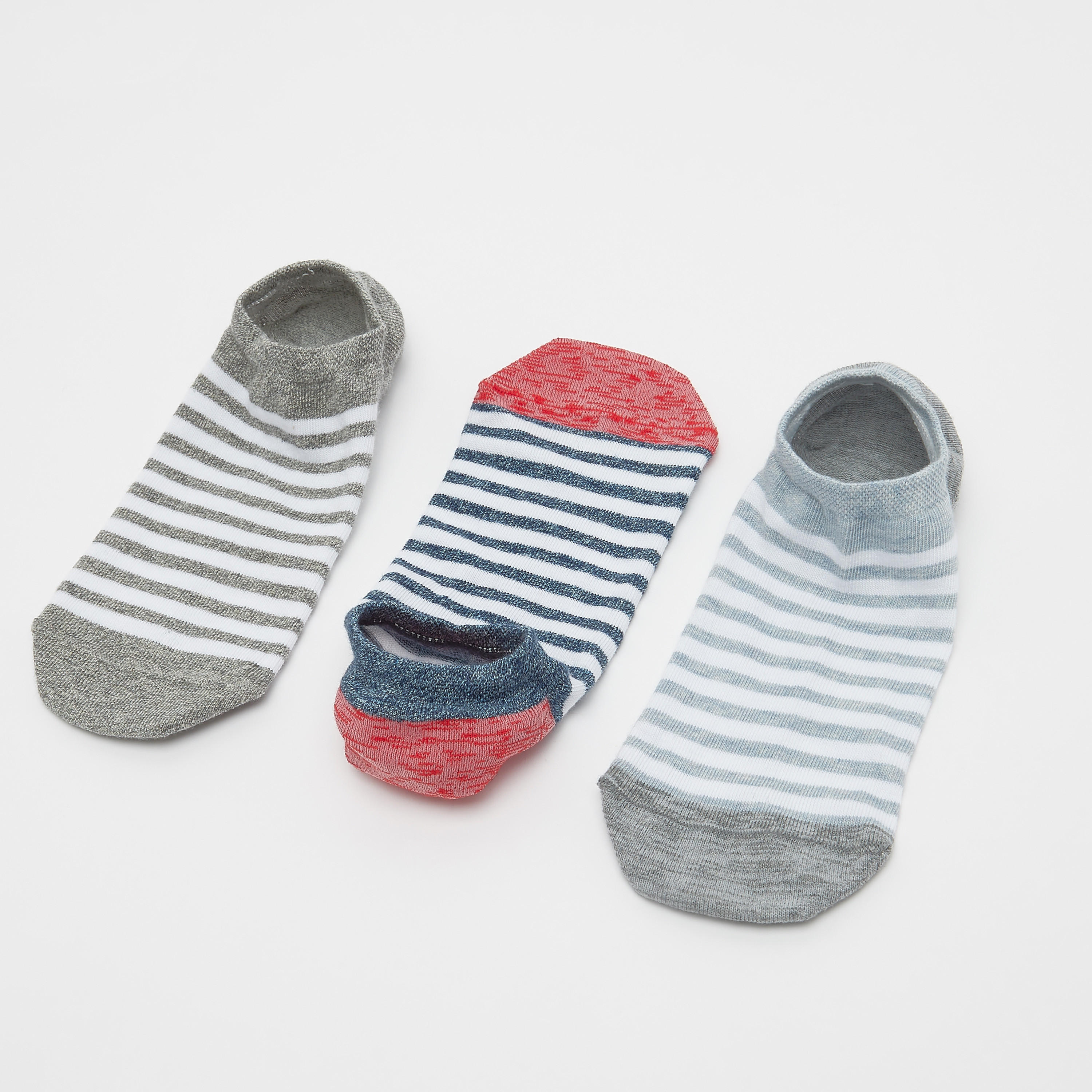 جوارب غير مرئية مخطّطة وبحواف مطّاطية - طقم من 3 أزواج-men-socks-image-2